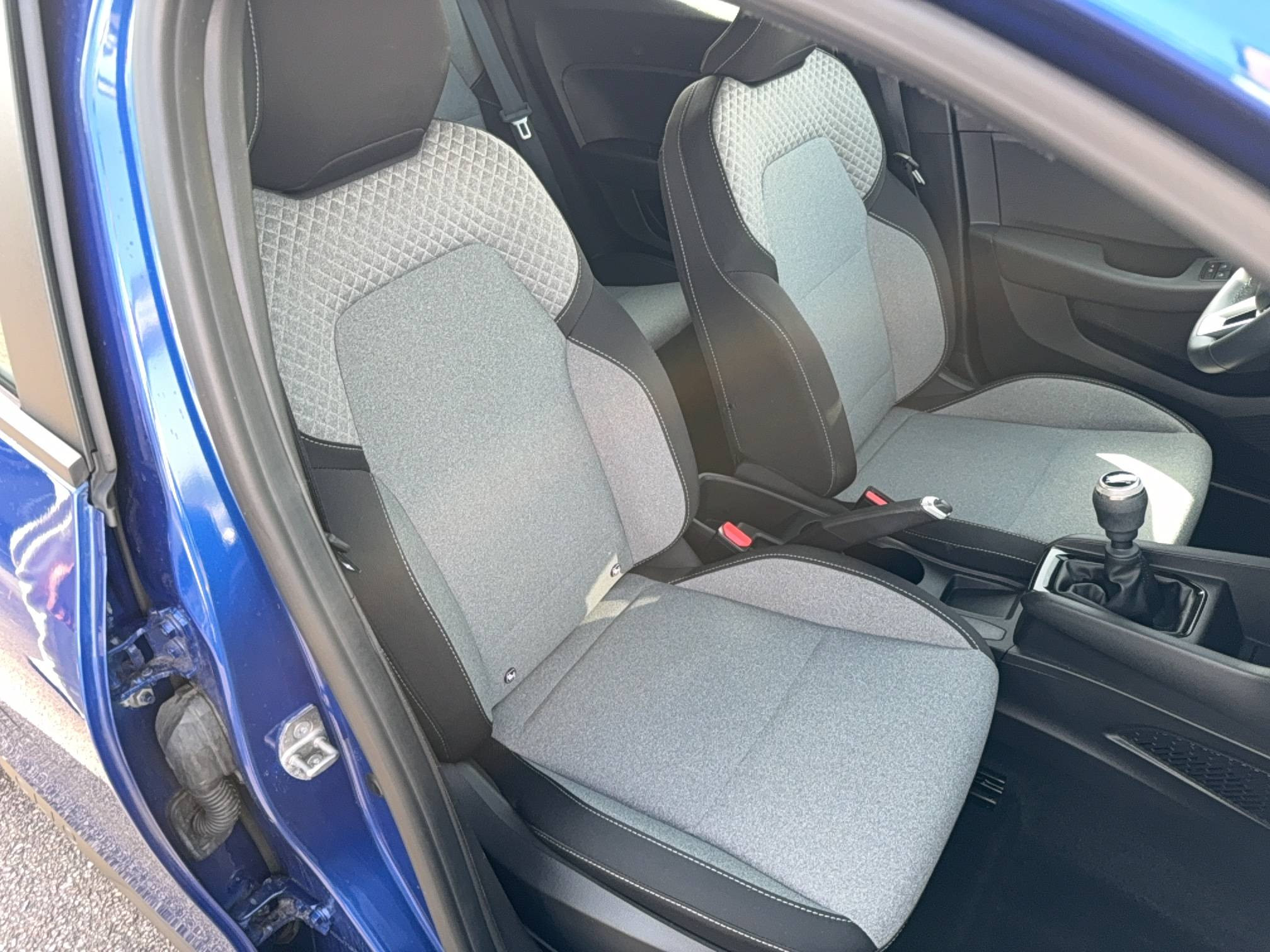 Vente en ligne Renault Clio 5 Clio TCe 90 au prix de 13 990 €