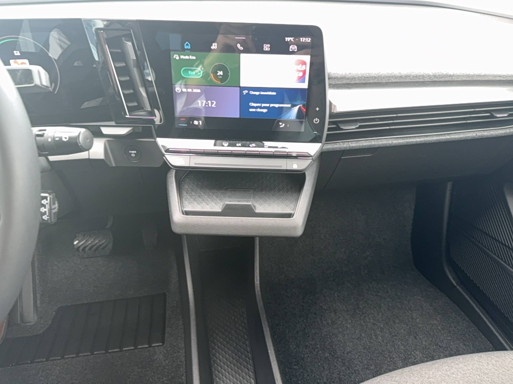 Vente en ligne Renault Megane E-Tech  EV60 220 ch super charge au prix de 24 790 €