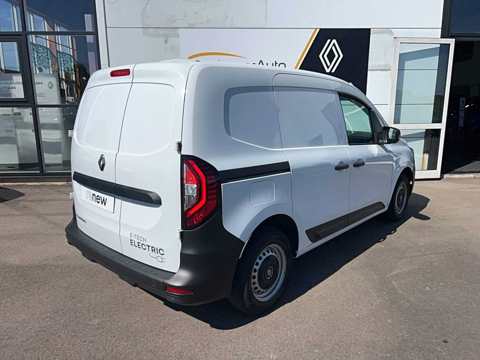 Vente en ligne Renault Kangoo Van E-Tech  EV45 DC 80KW au prix de 15 990 €
