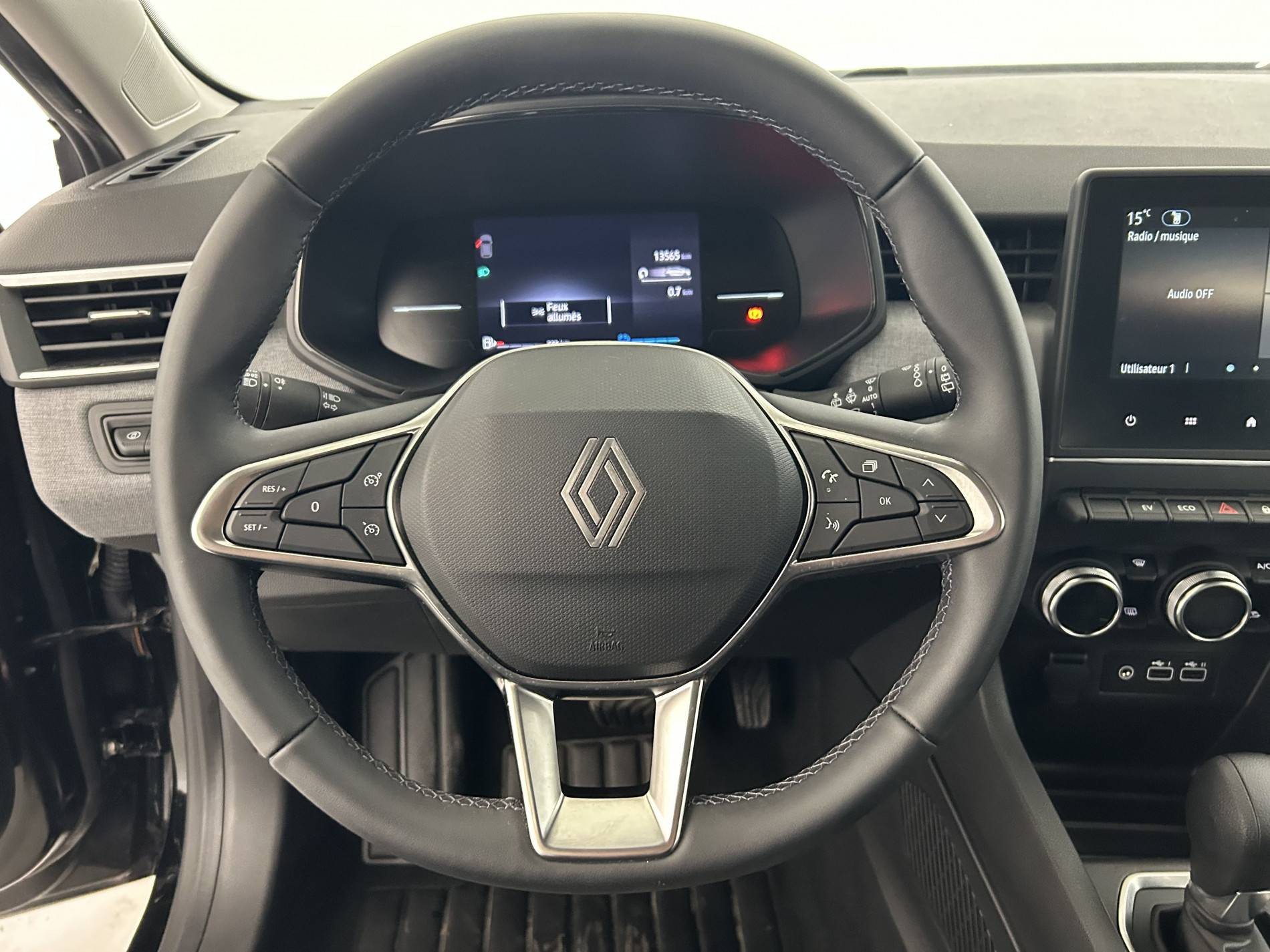 Vente en ligne Renault Clio 5 Clio E-Tech full hybrid 145 ch GSR2 au prix de 20 990 €