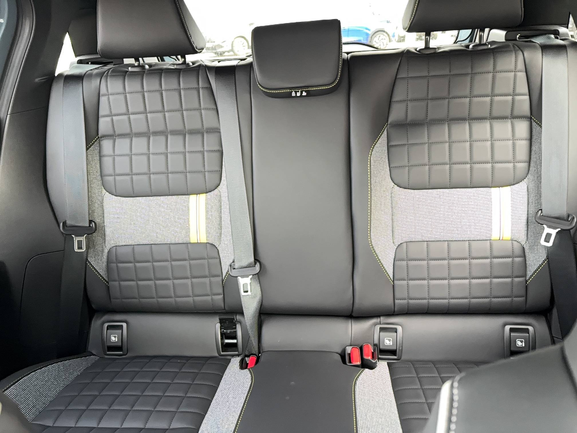 Vente en ligne Renault R4 E-Tech  150 ch autonomie confort au prix de 35 900 €