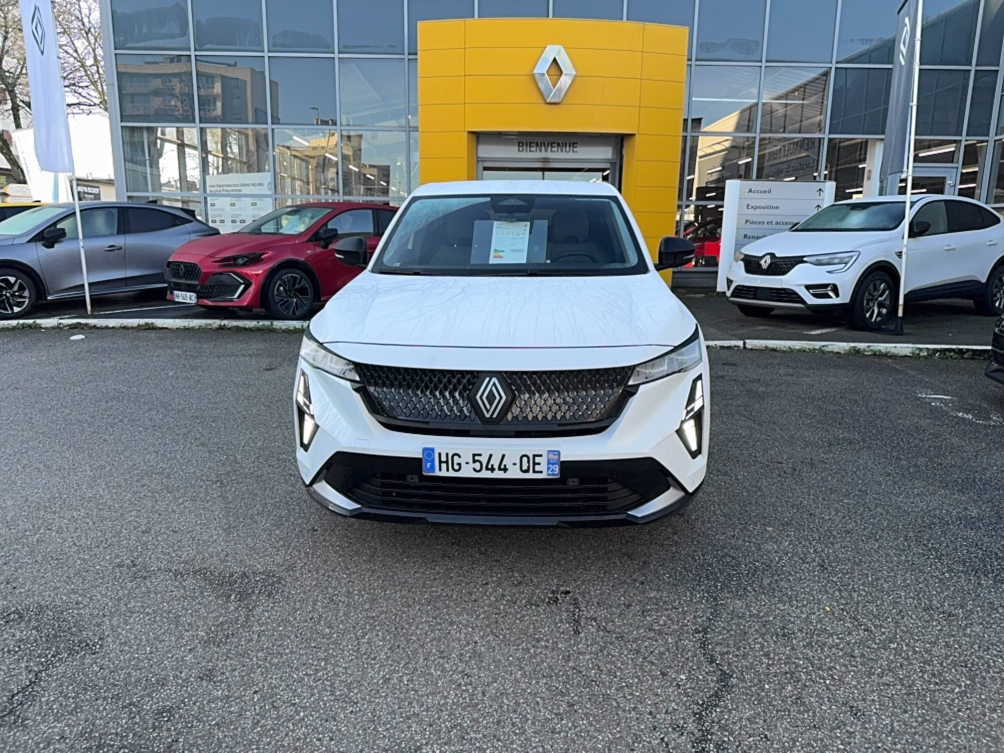 Renault Rafale  E-Tech full hybrid 200ch occasion de 2025 en vente à Brest