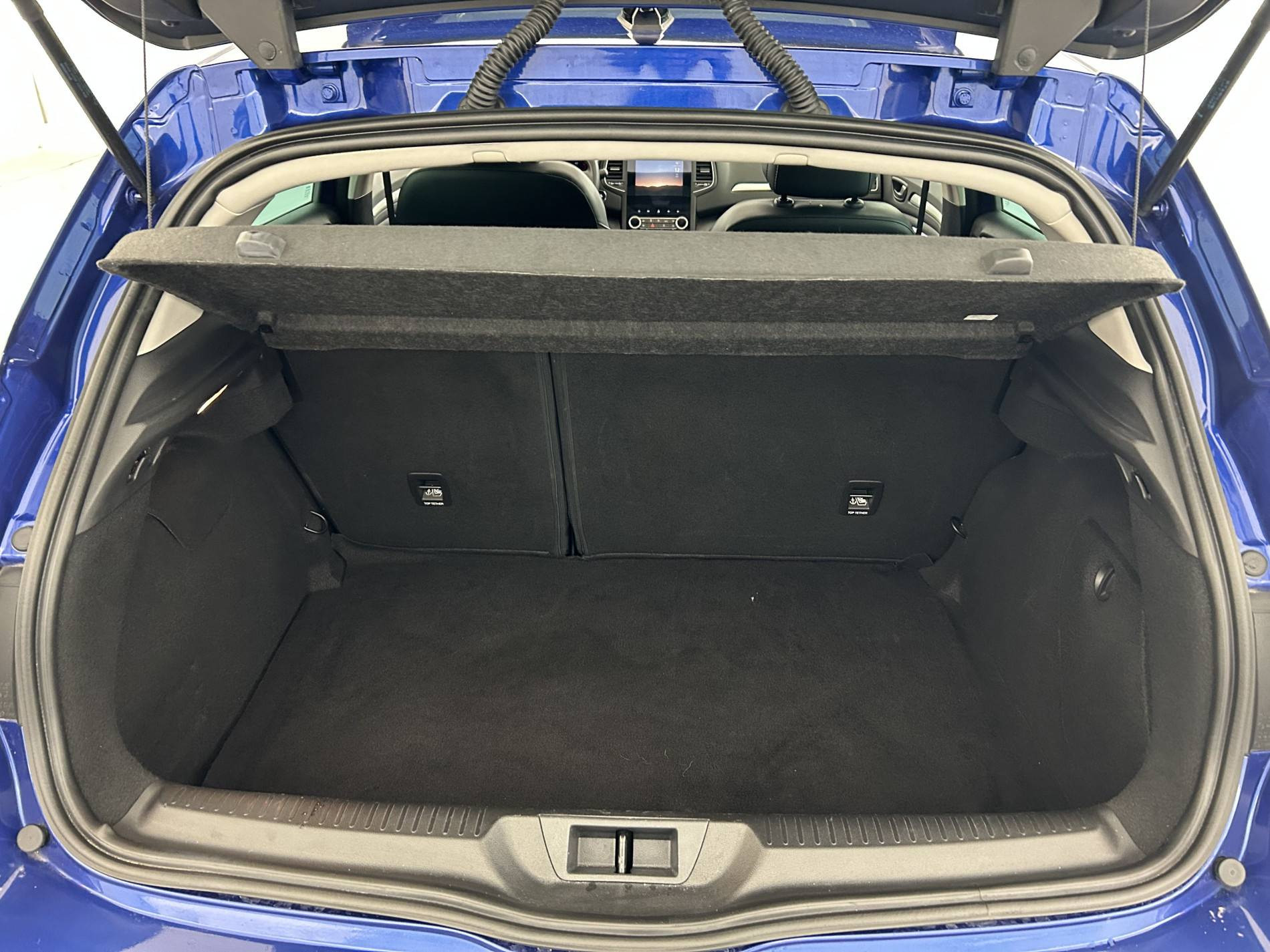 Vente en ligne Renault Megane 4  Blue dCi 115 EDC au prix de 20 990 €