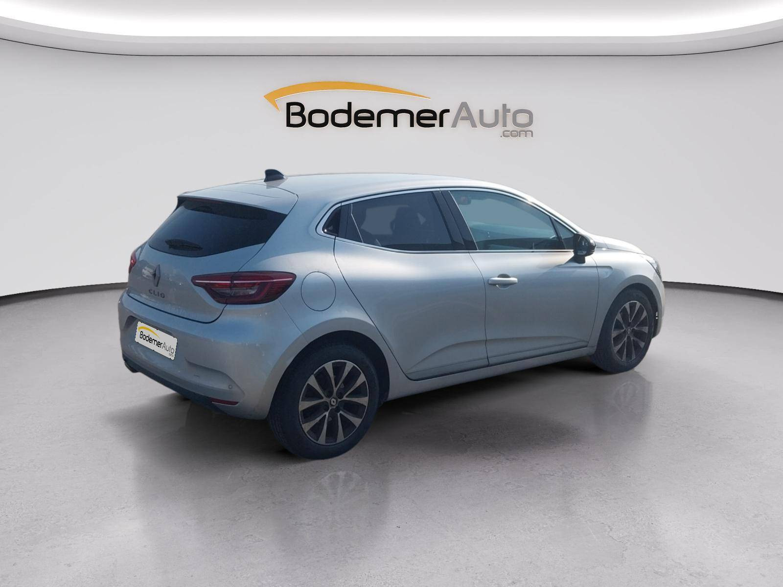 Vente en ligne Renault Clio 5 Clio TCe 90 au prix de 14 490 €