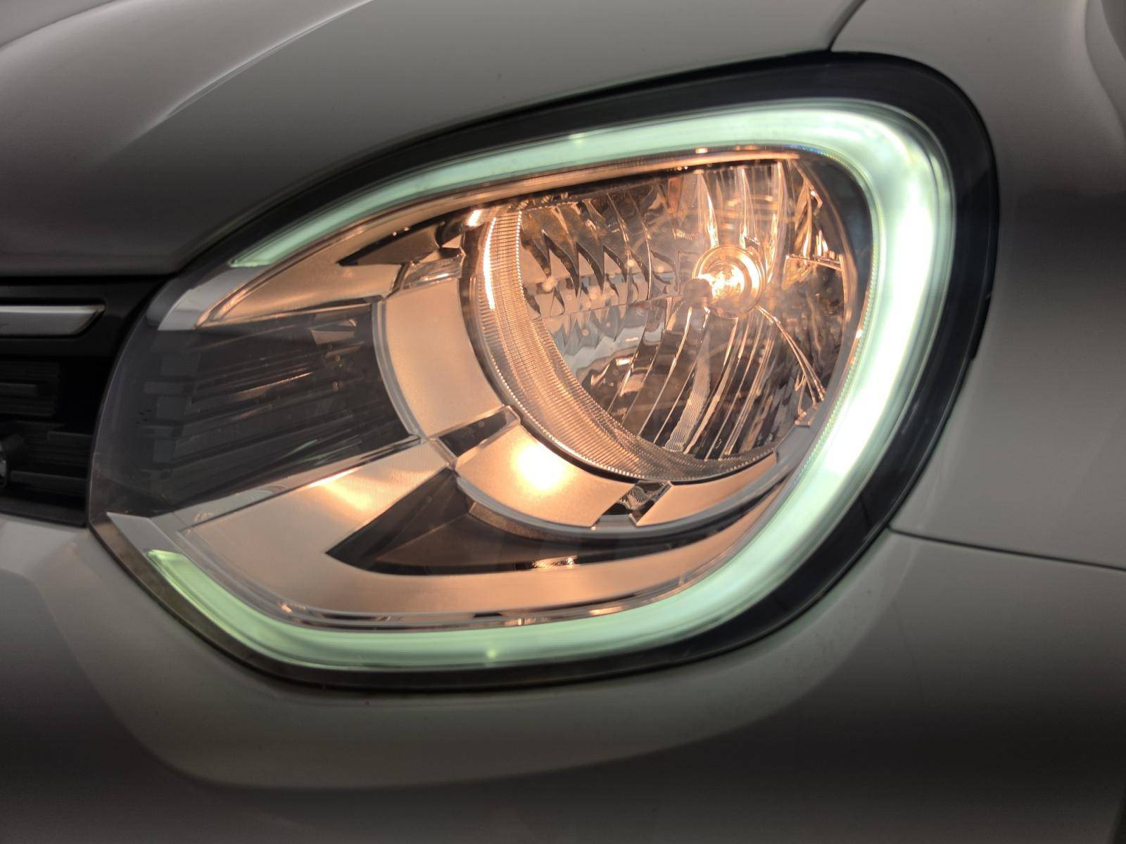 Vente en ligne Renault Twingo Electrique Twingo III E-Tech au prix de 11 490 €
