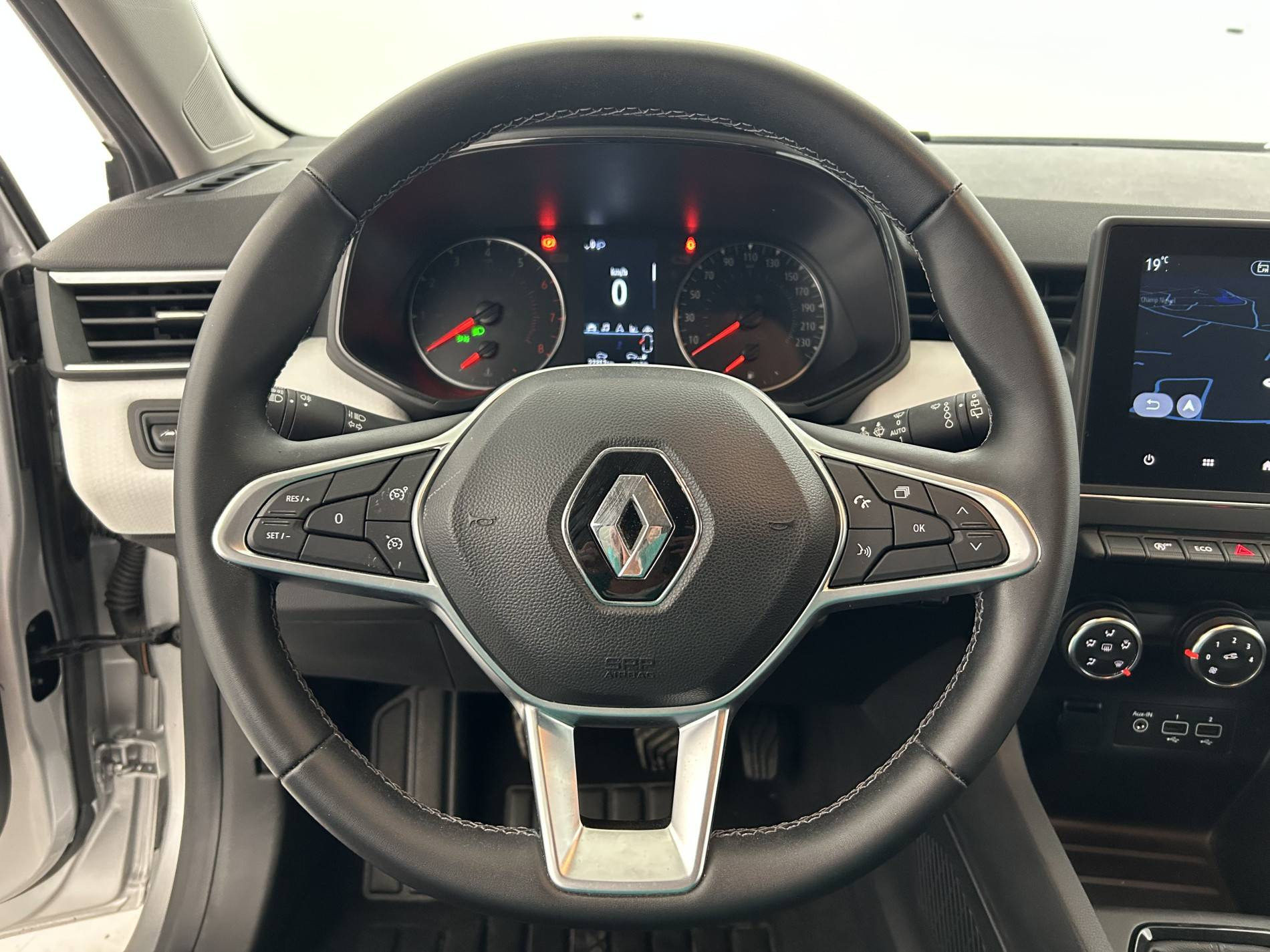 Vente en ligne Renault Clio 5 Clio TCe 90 au prix de 13 690 €