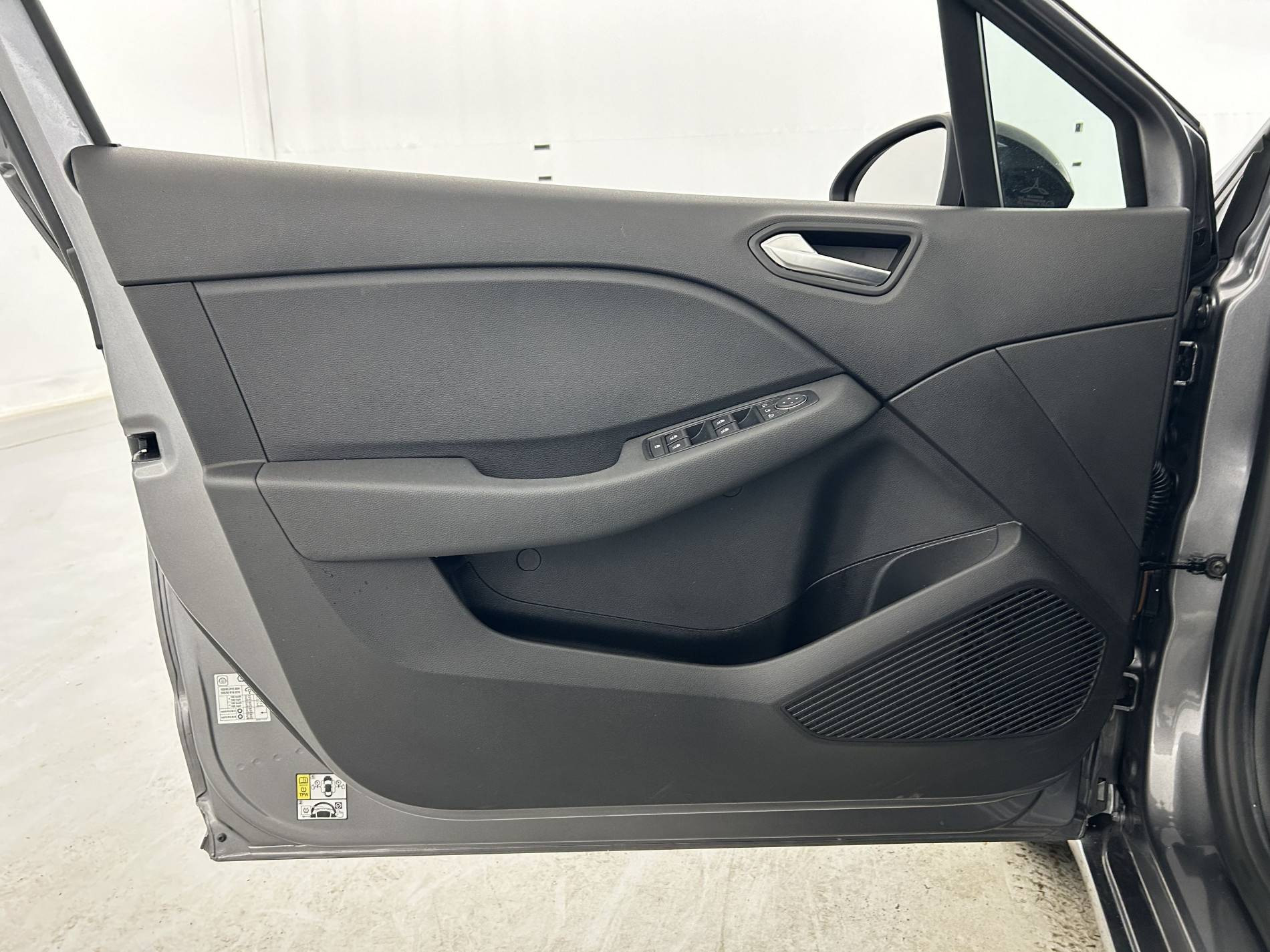 Vente en ligne Renault Clio 5 Clio TCe 90 au prix de 14 990 €