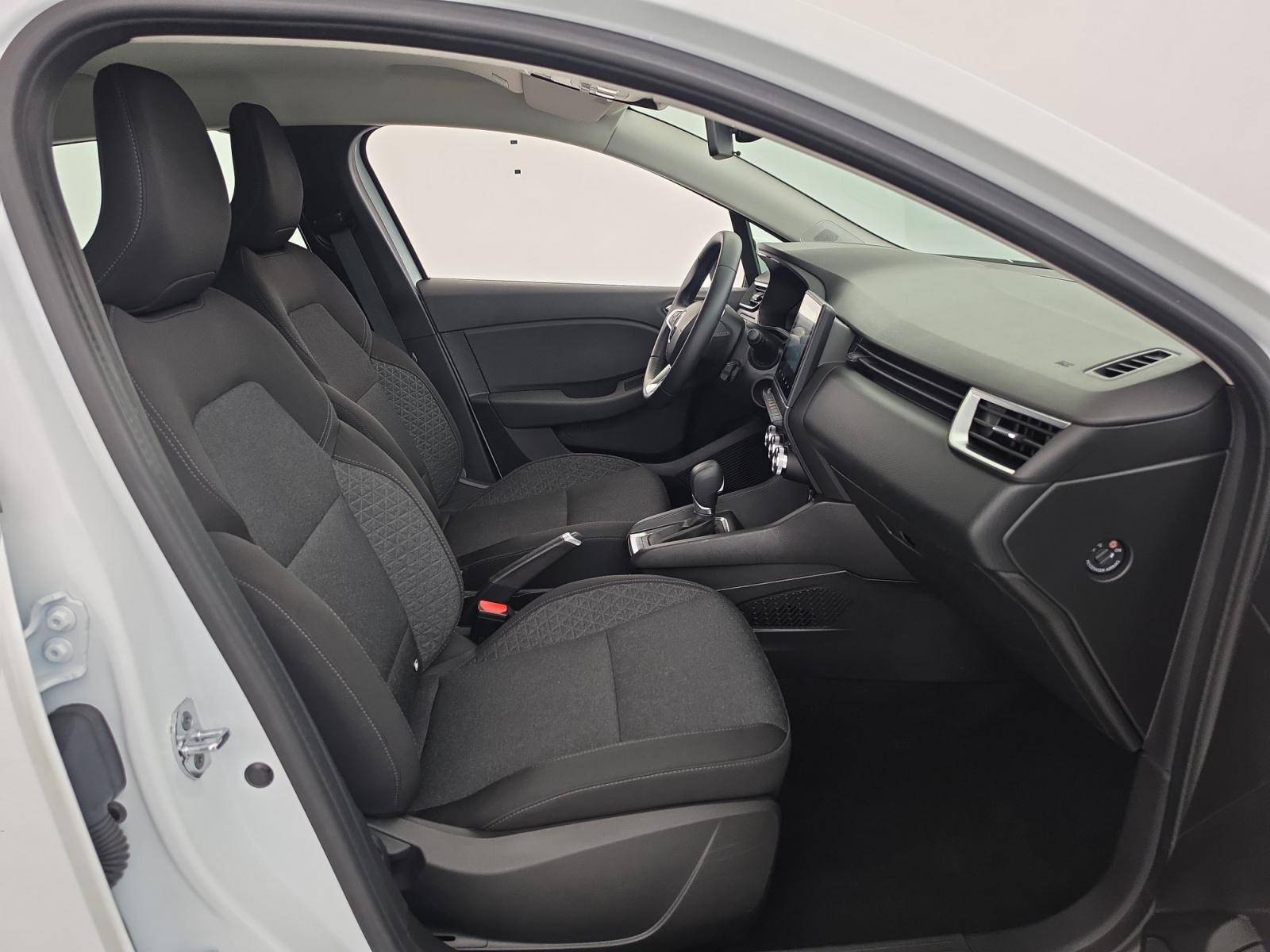 Vente en ligne Renault Clio 5 CLIO SOCIETE E-TECH 140 - 21N au prix de 13 290 €