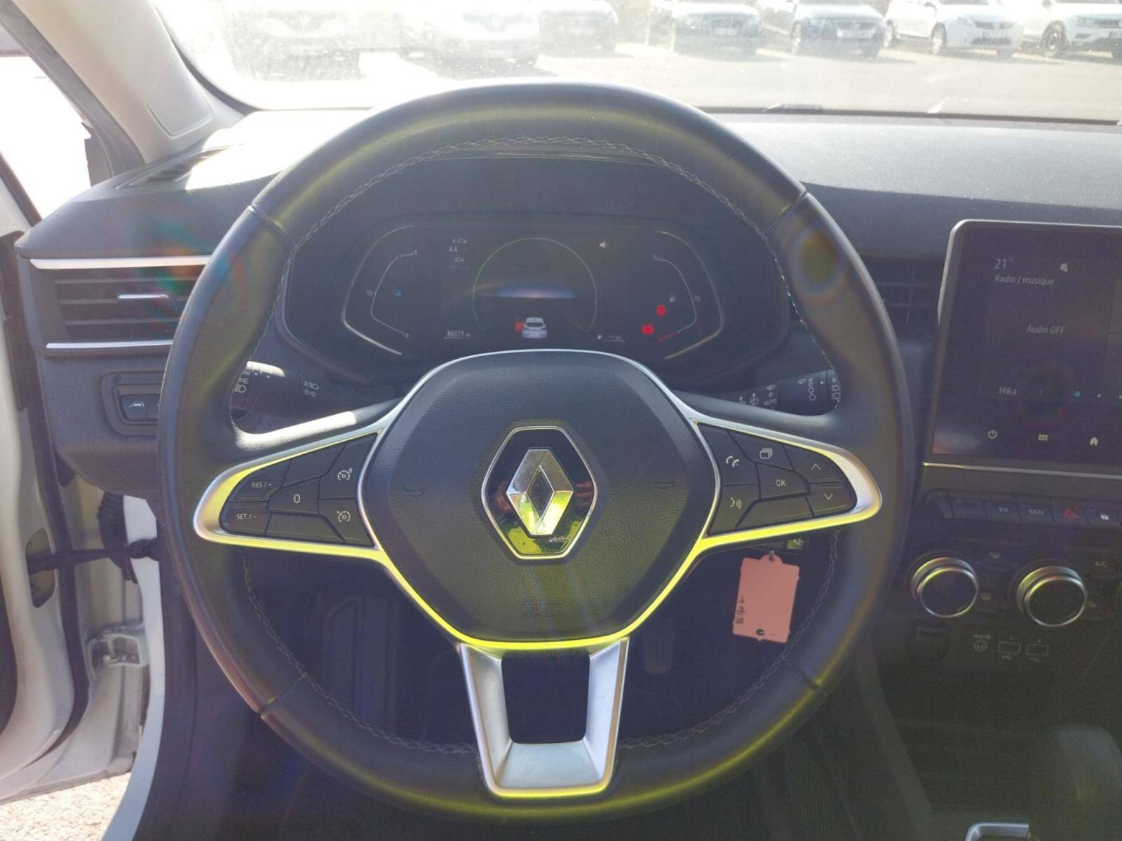 Vente en ligne Renault Clio 5 Clio E-Tech full hybrid 145 au prix de 13 890 €