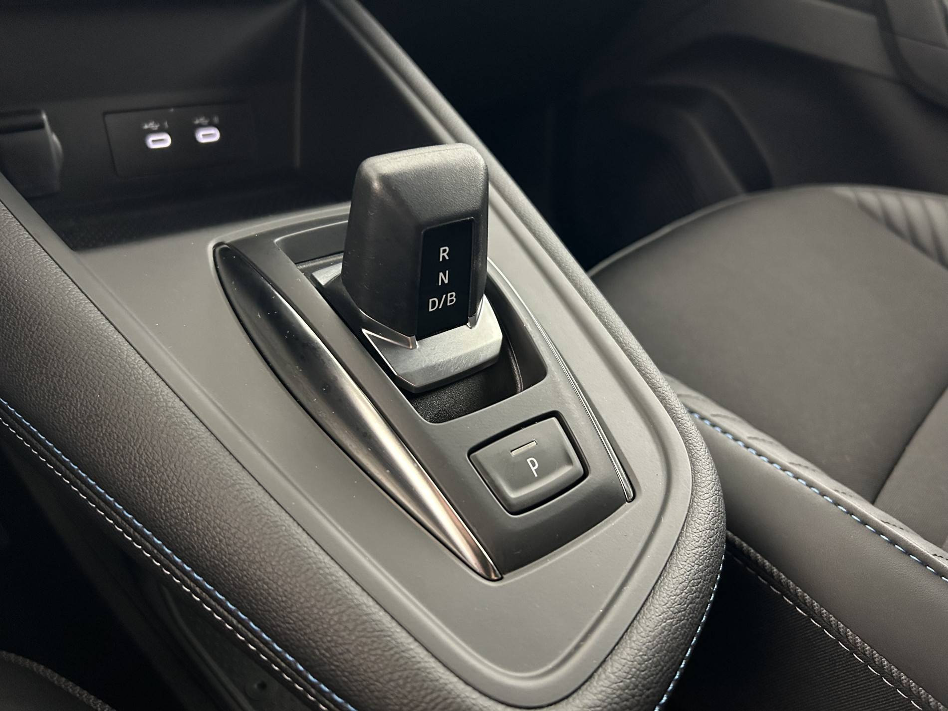 Vente en ligne Renault Symbioz  E-Tech full hybrid 160 ch au prix de 31 491 €