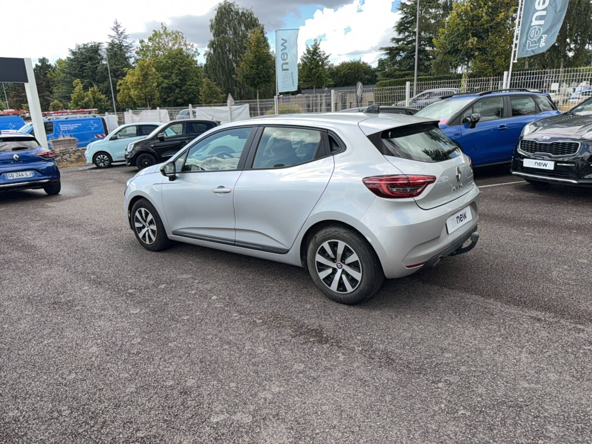 Vente en ligne Renault Clio 5 Clio TCe 90 au prix de 13 390 €