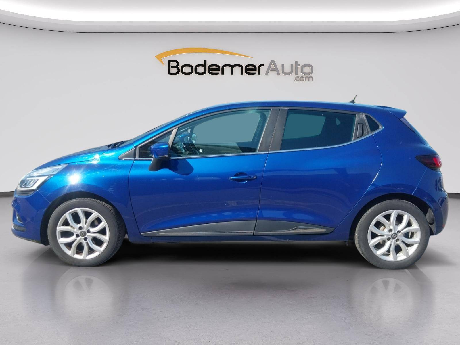 Vente en ligne Renault Clio 4 Clio dCi 90 Energy au prix de 10 890 €