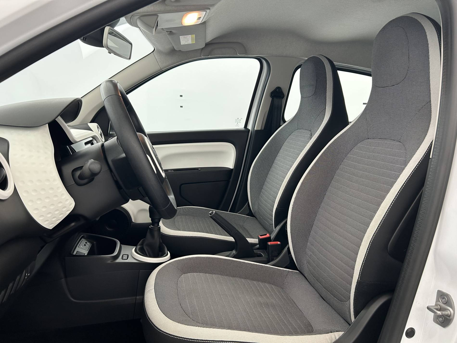 Vente en ligne Renault Twingo 3  SCe 65 au prix de 12 291 €