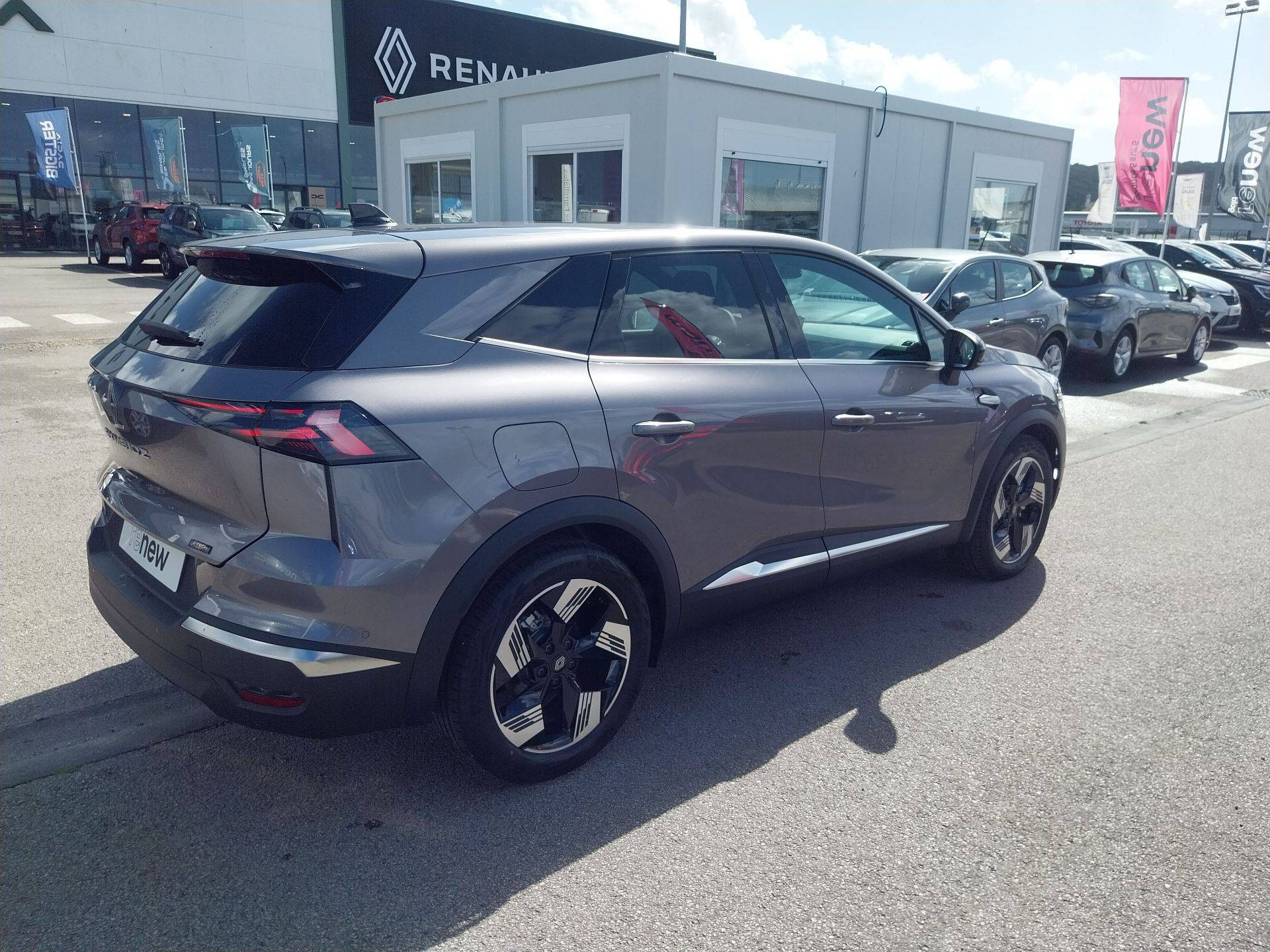 Vente en ligne Renault Symbioz  E-Tech full hybrid 145 au prix de 27 490 €