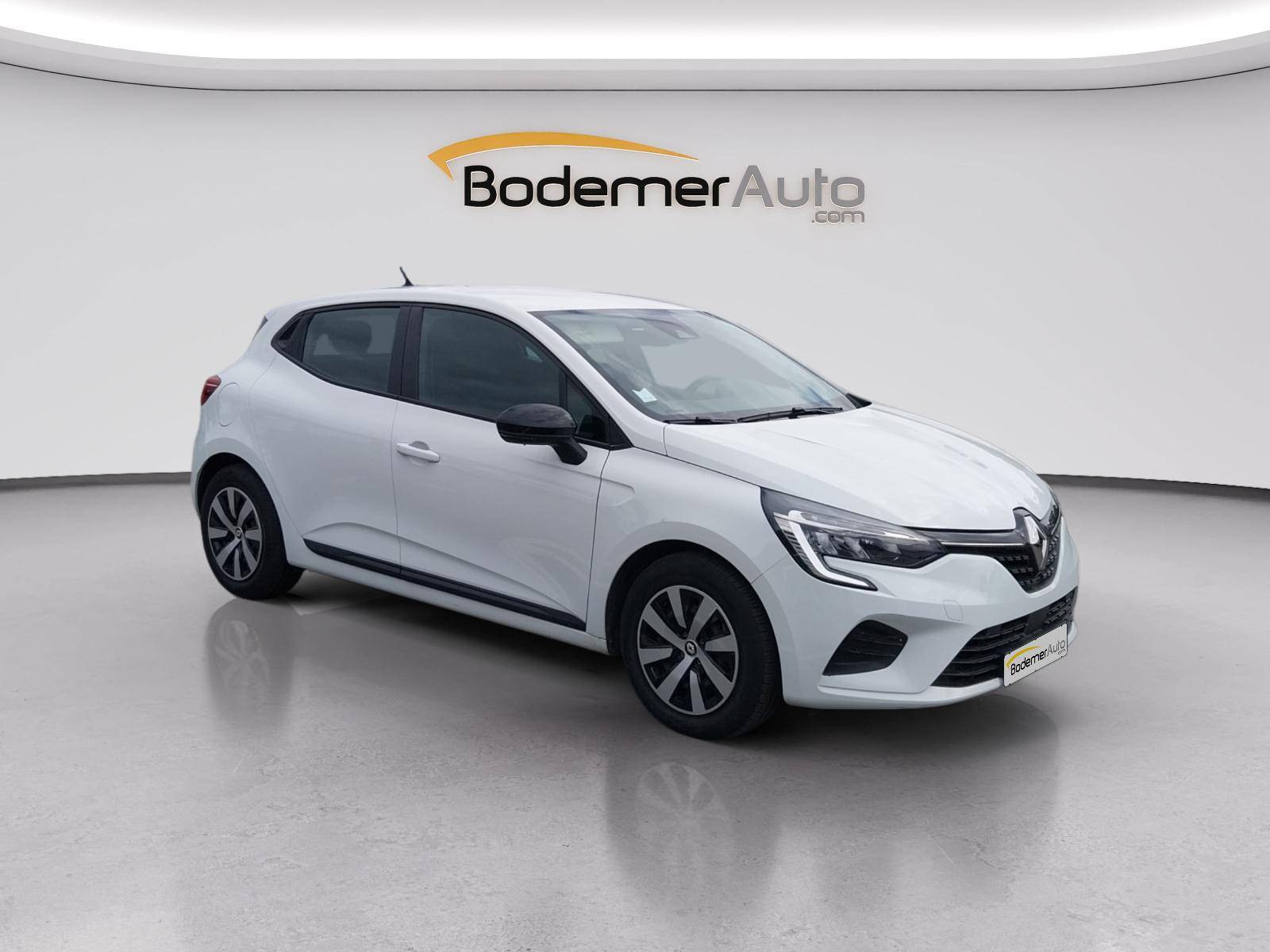 Vente en ligne Renault Clio 5 Clio E-Tech full hybrid 145 au prix de 17 500 €