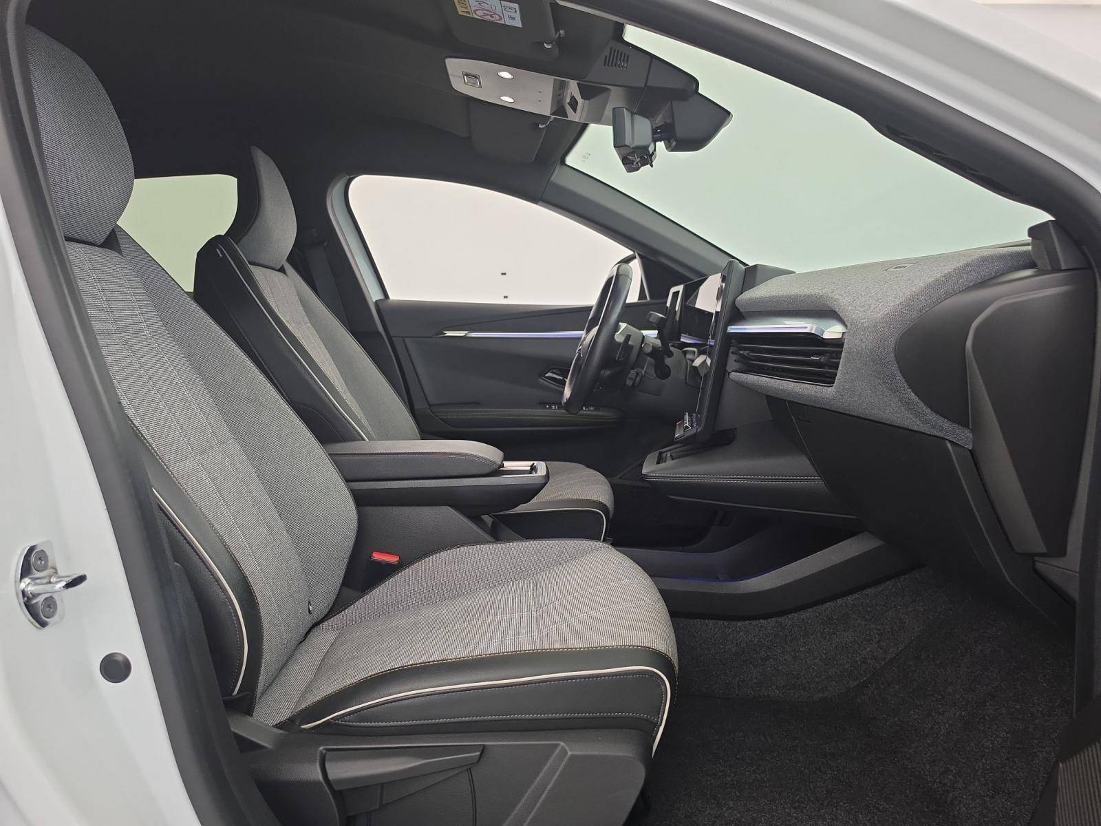 Vente en ligne Renault Megane E-Tech  EV60 220 ch super charge au prix de 25 490 €