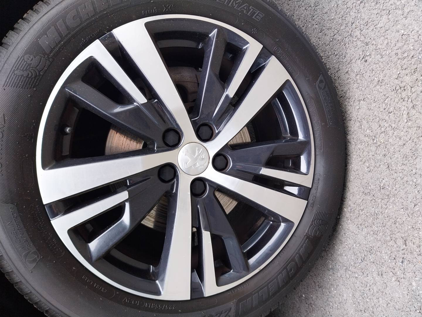 Vente en ligne Peugeot 3008  BlueHDi 130ch S&S EAT8 au prix de 15 990 €