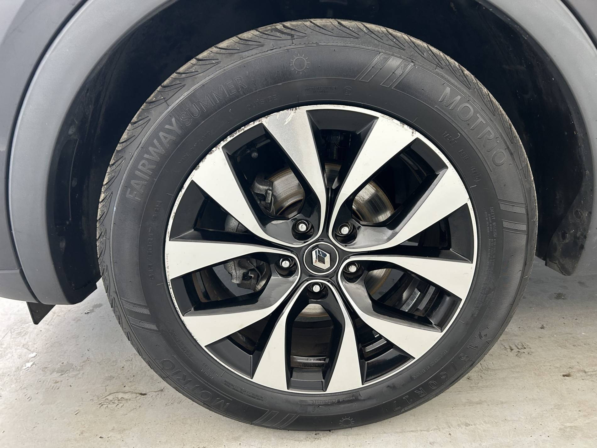 Vente en ligne Renault Arkana  mild hybrid 140 EDC FAP - 22 au prix de 18 790 €