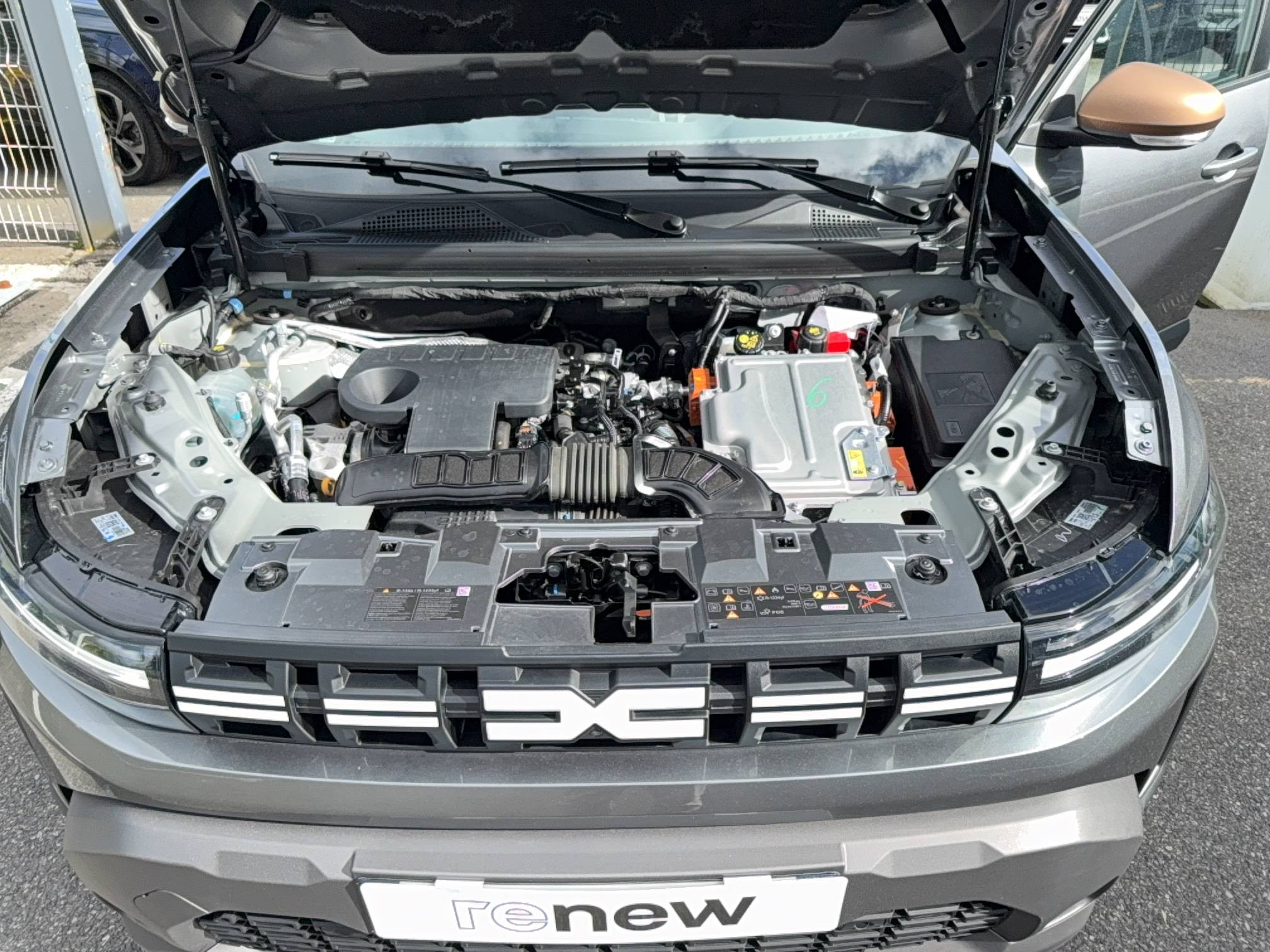 Vente en ligne Dacia Duster  Hybrid 140 au prix de 26 240 €