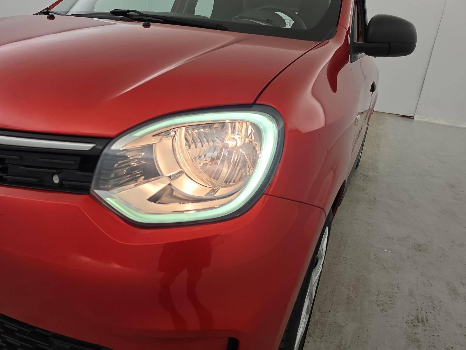Vente en ligne Renault Twingo Electrique Twingo III E-Tech au prix de 14 500 €