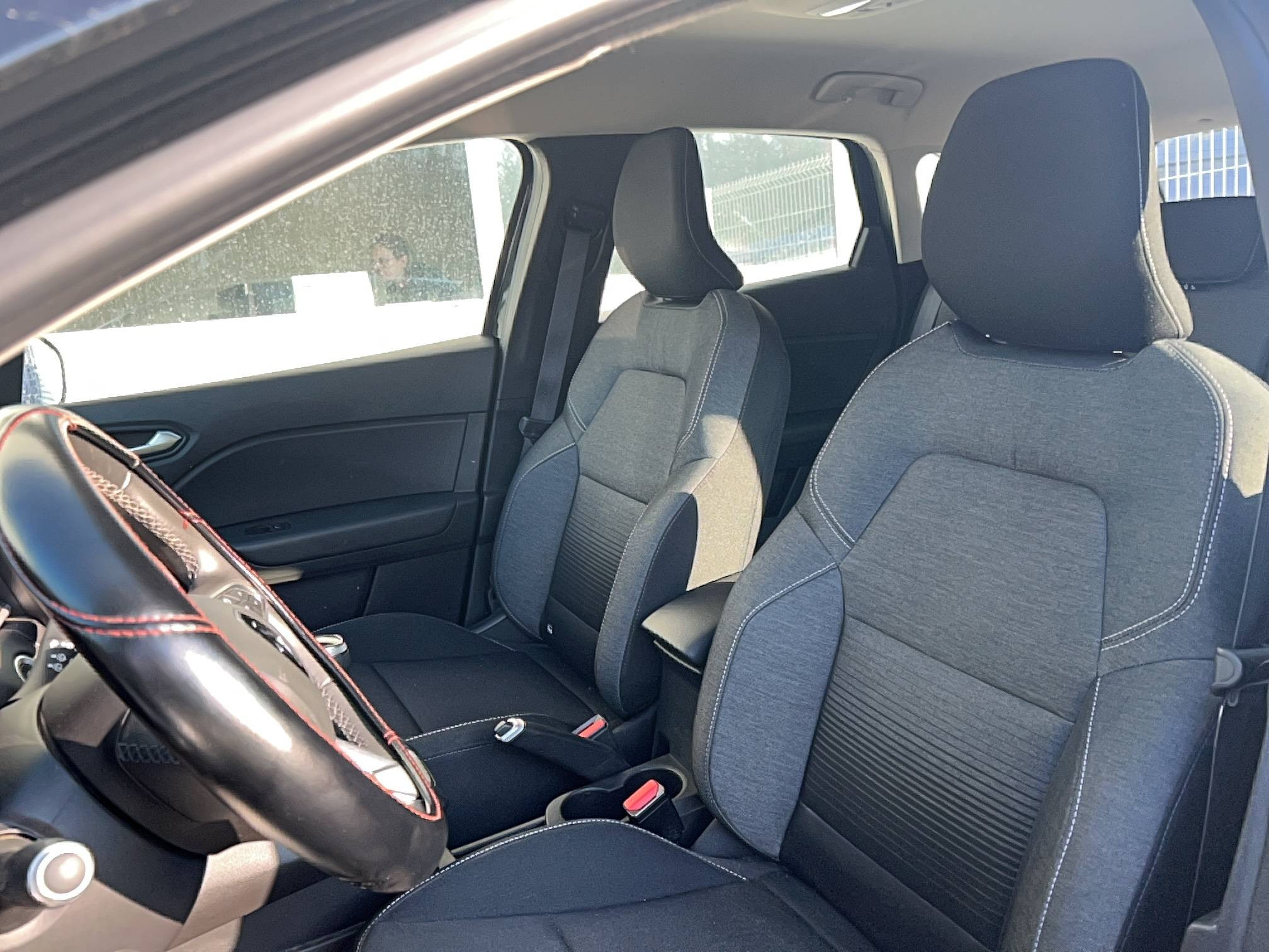 Vente en ligne Renault Captur  TCe 100 au prix de 14 990 €