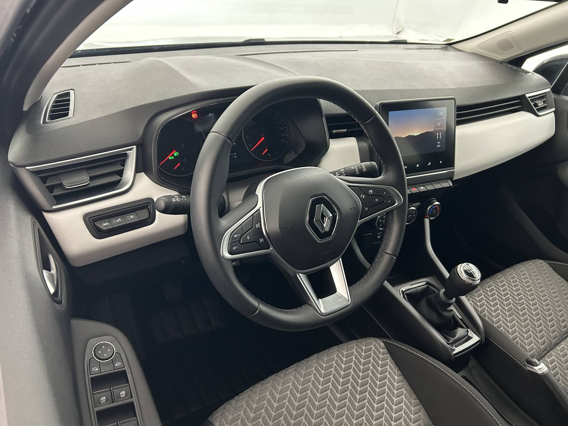 Vente en ligne Renault Clio 5 Clio TCe 90 au prix de 14 790 €