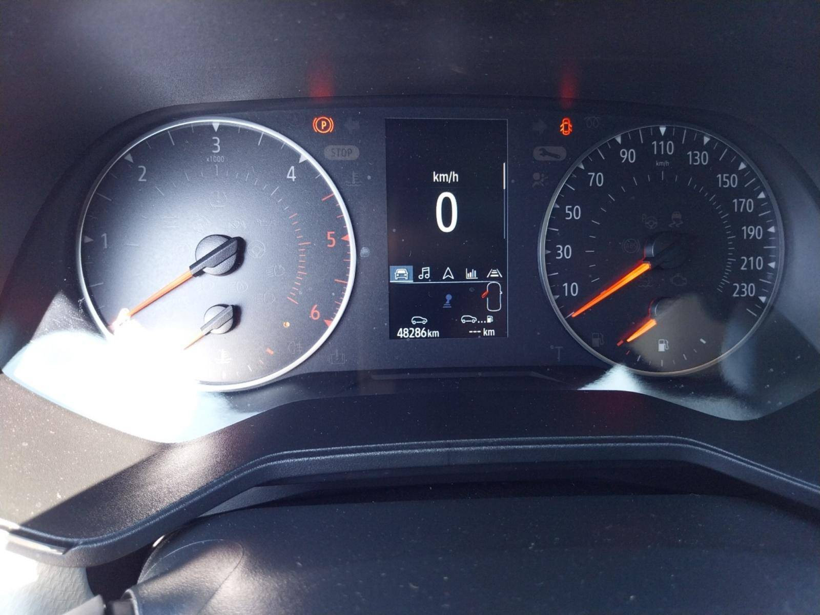 Vente en ligne Renault Clio 5 Clio Blue dCi 100 au prix de 14 990 €