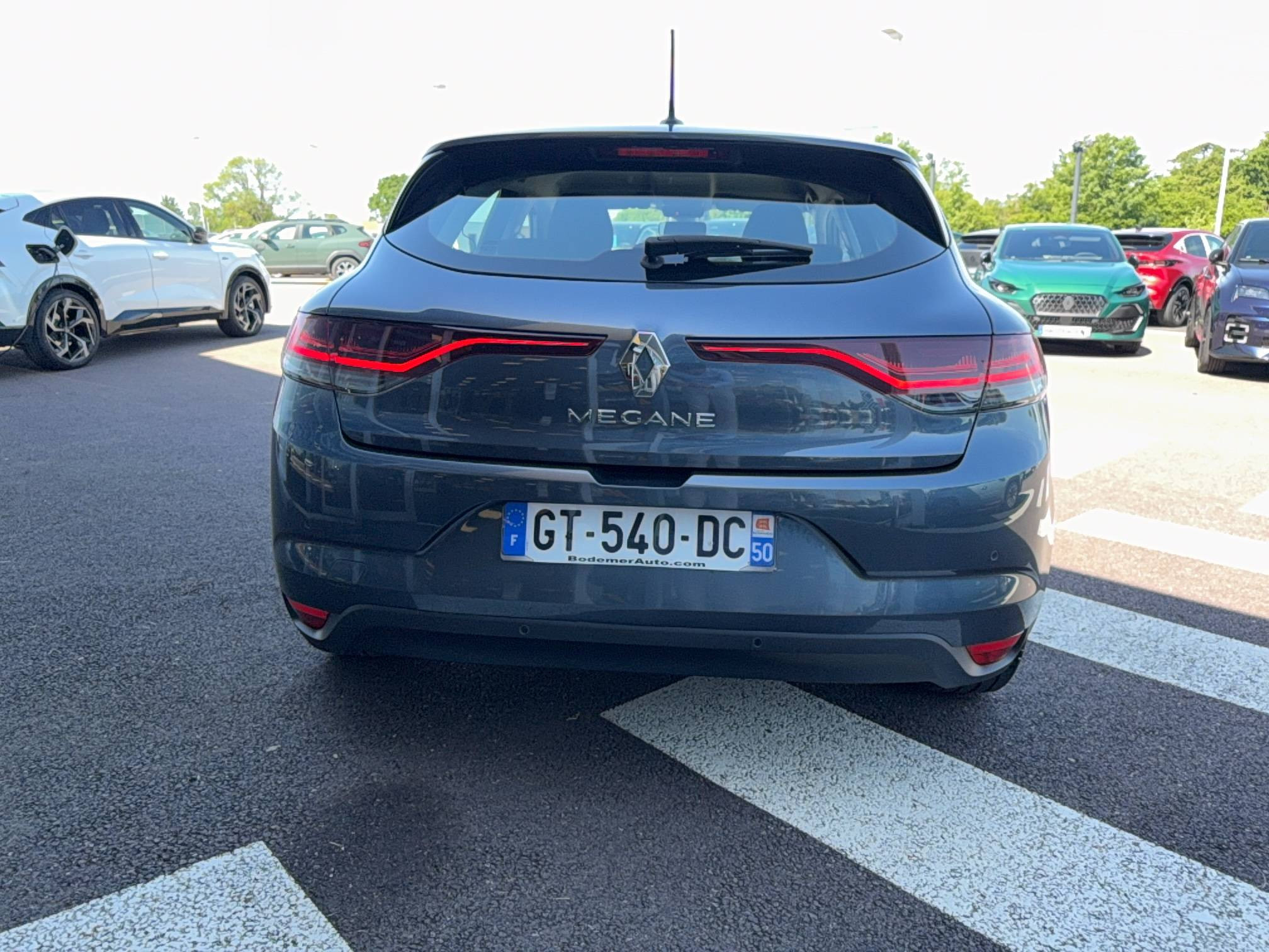 Vente en ligne Renault Megane 4  Blue dCi 115 au prix de 16 980 €