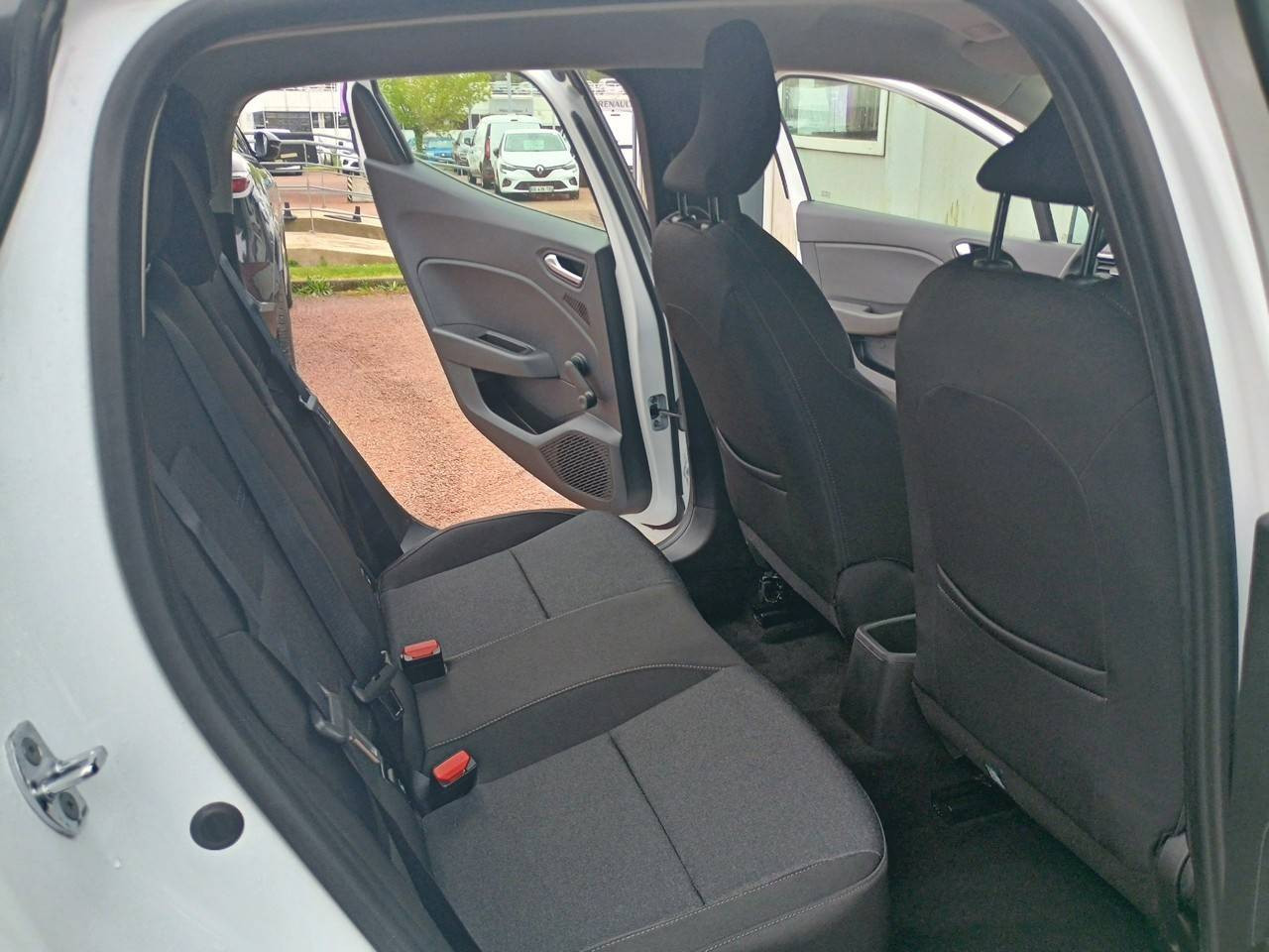 Vente en ligne Renault Clio 5 Clio TCe 100 GPL - 21N au prix de 13 480 €