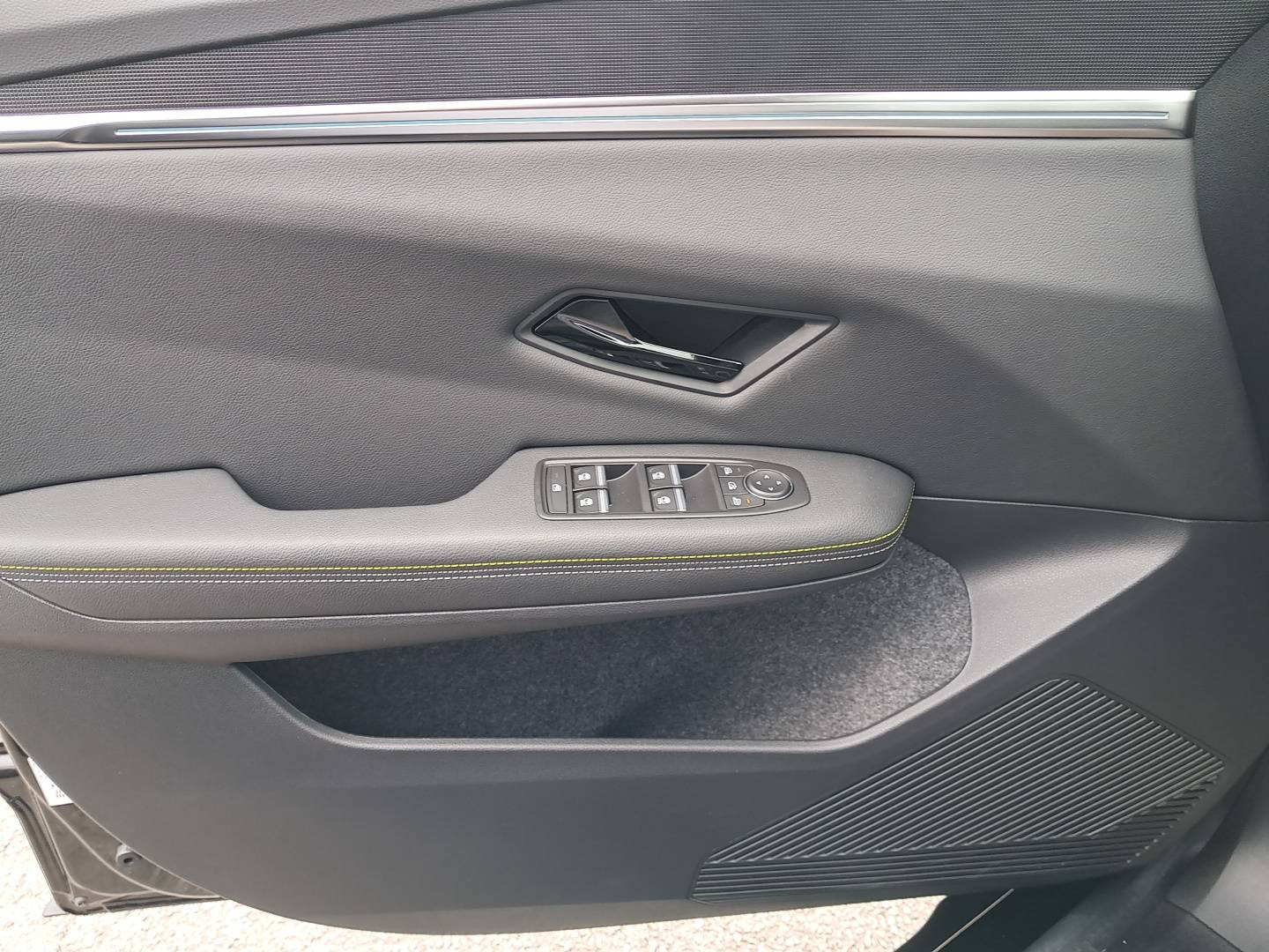 Vente en ligne Renault Scenic E-Tech Scenic E-Tech électrique 220 ch grande autonomie au prix de 49 740 €