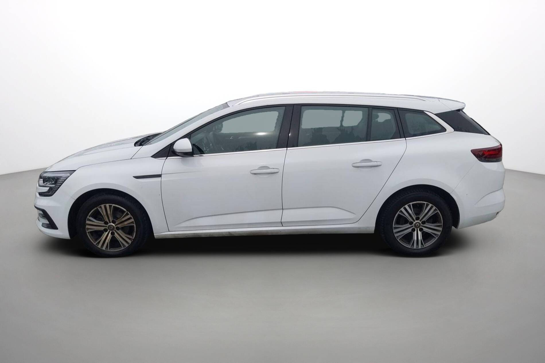 Vente en ligne Renault Megane 4 Estate  Blue dCi 115 au prix de 18 490 €