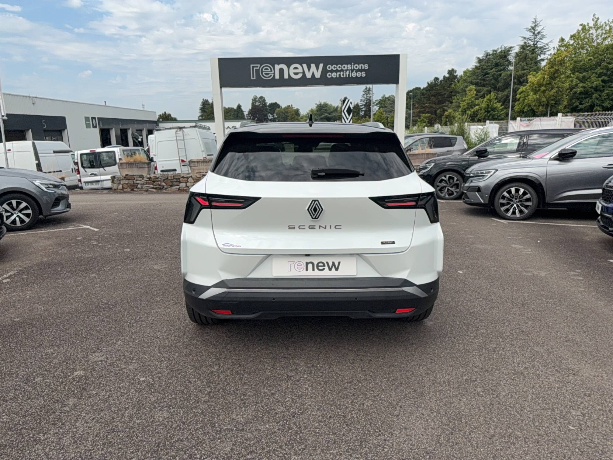 Vente en ligne Renault Scenic E-Tech Scenic E-Tech électrique 220 ch grande autonomie au prix de 38 990 €
