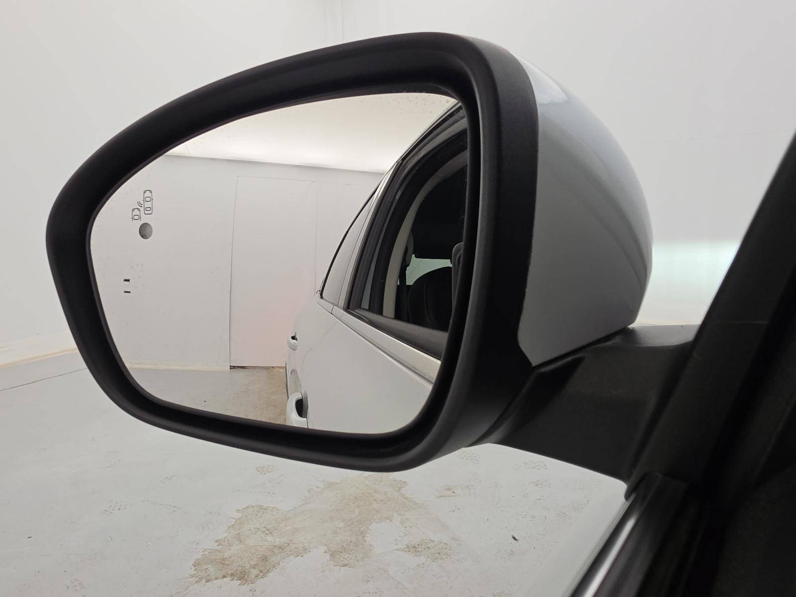 Vente en ligne Renault Arkana  E-Tech hybride 145 - 22 au prix de 21 990 €