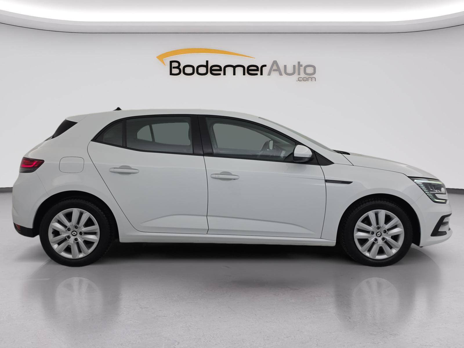 Vente en ligne Renault Megane 4 Mégane IV Berline Blue dCi 115 - 21N au prix de 14 790 €