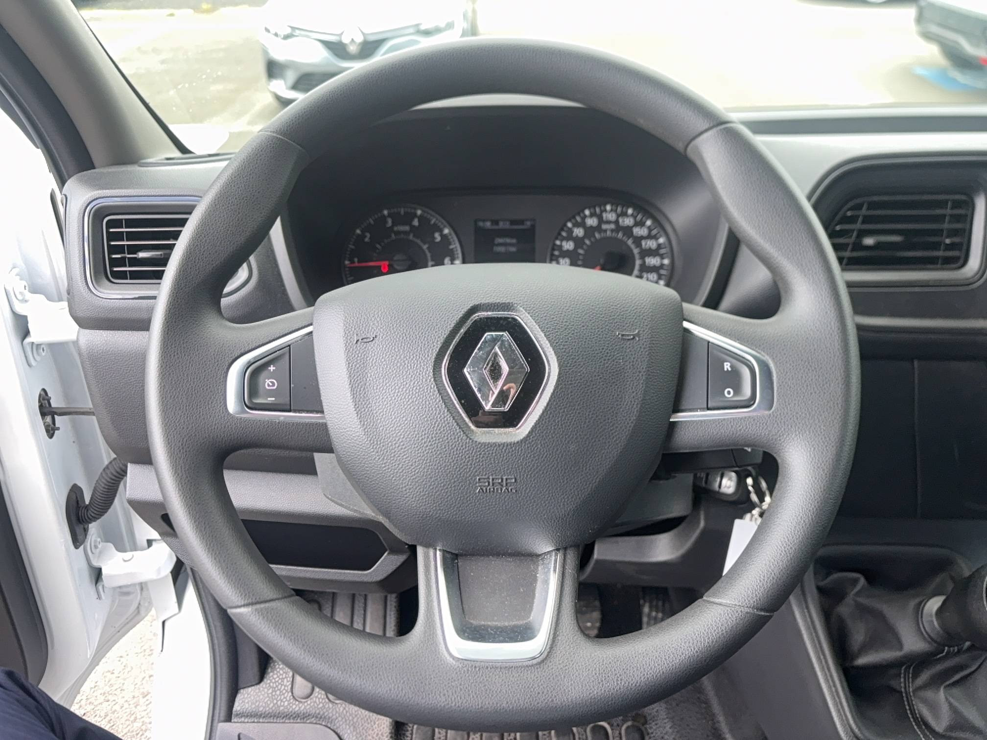 Vente en ligne Renault Master Fourgon MASTER FGN TRAC F3500 L3H3 BLUE DCI 135 au prix de 27 000 €