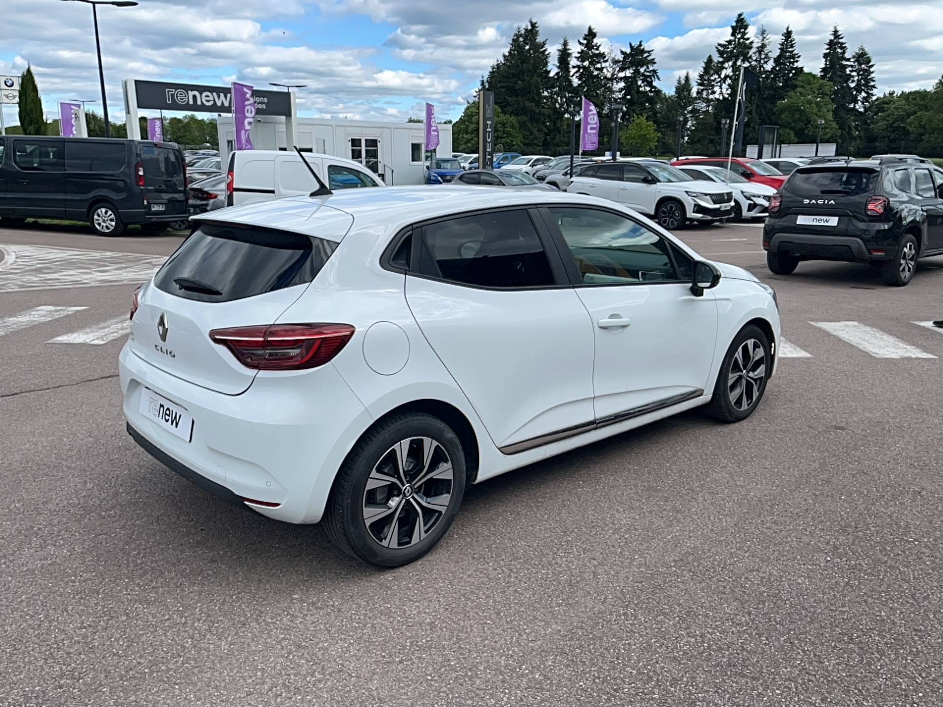 Vente en ligne Renault Clio 5 Clio Blue dCi 100 au prix de 14 991 €
