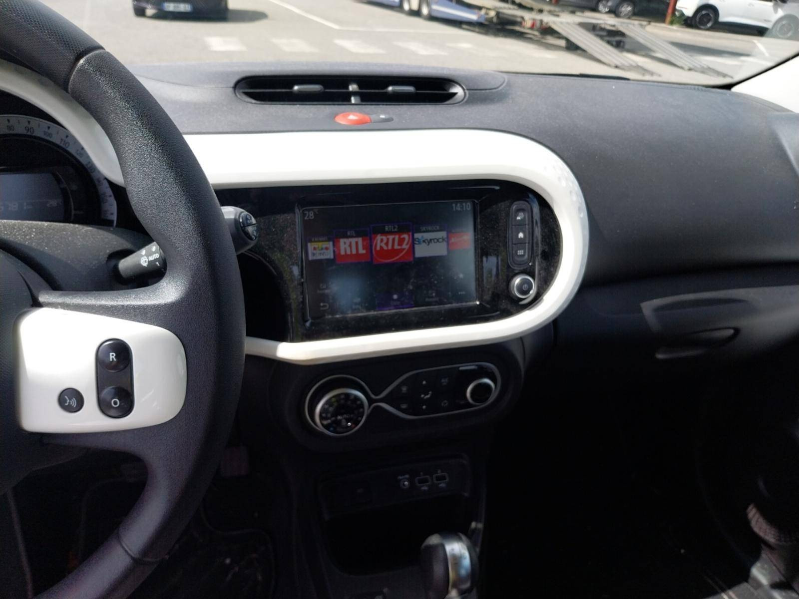 Vente en ligne Renault Twingo Electrique Twingo III E-Tech au prix de 13 490 €