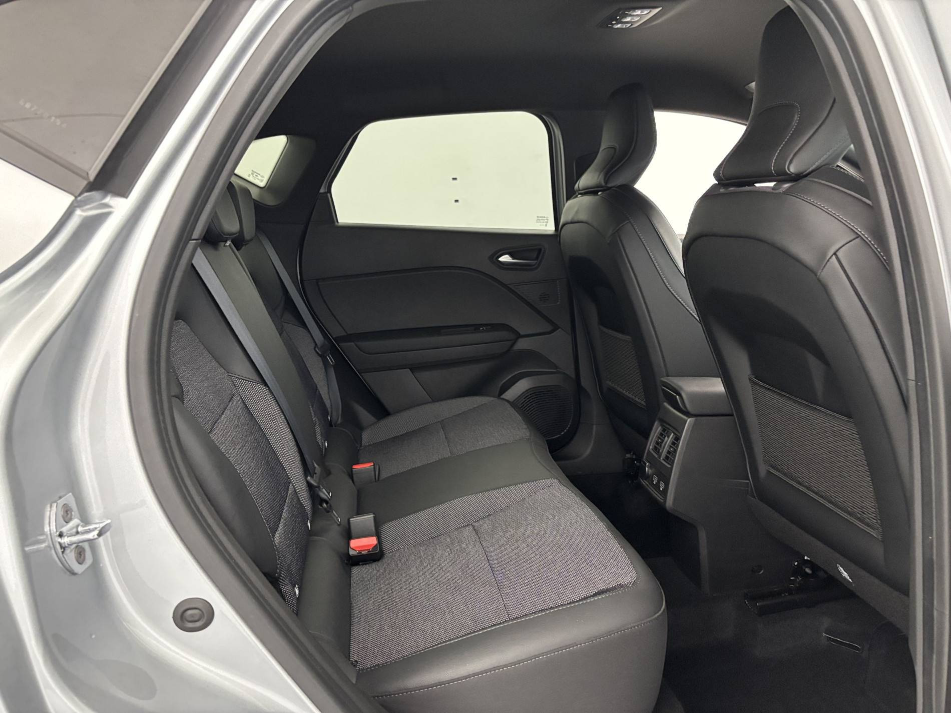 Vente en ligne Renault Captur  E-Tech 145 au prix de 18 090 €