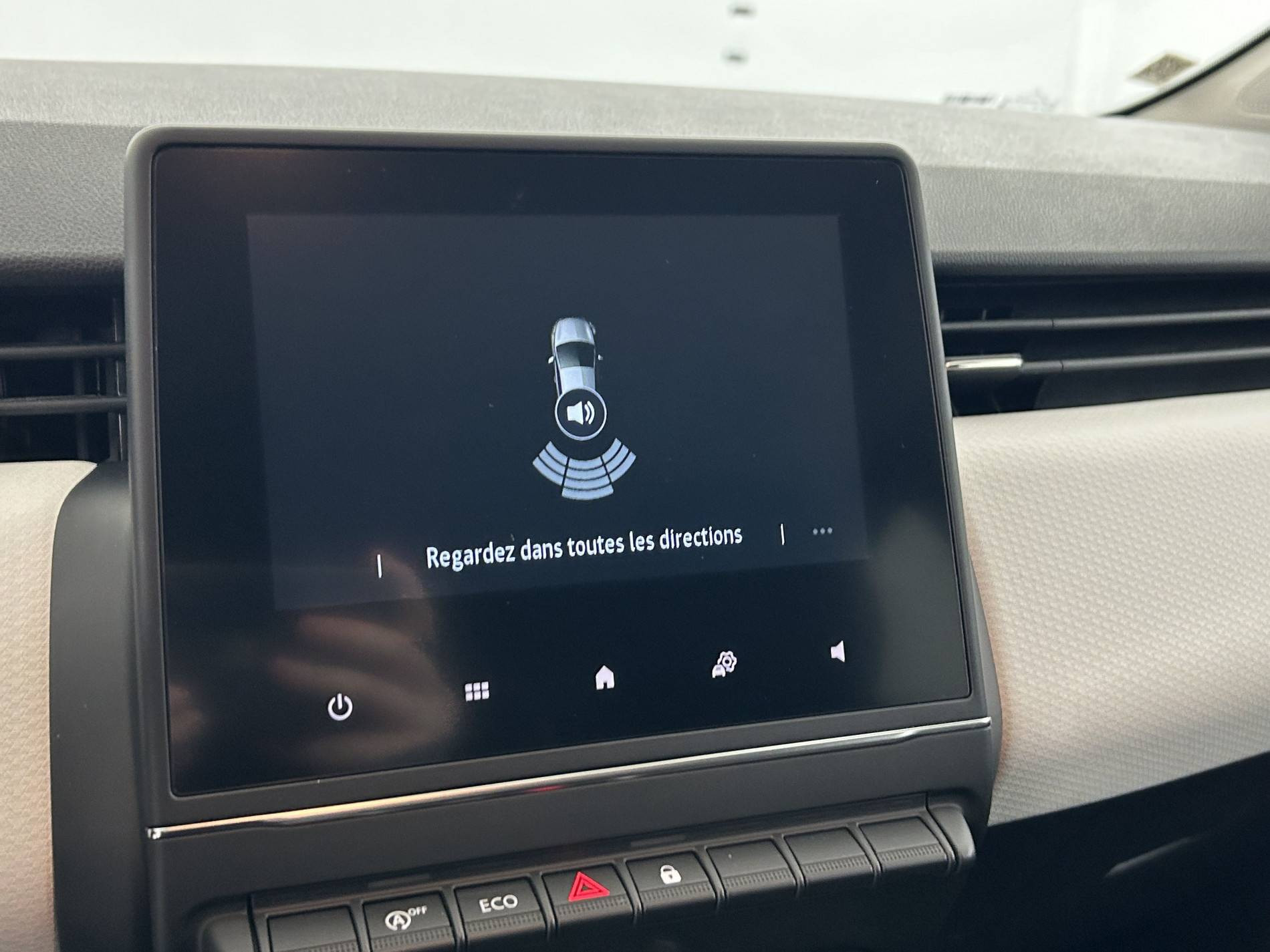 Vente en ligne Renault Clio 5 Clio Blue dCi 100 au prix de 14 390 €