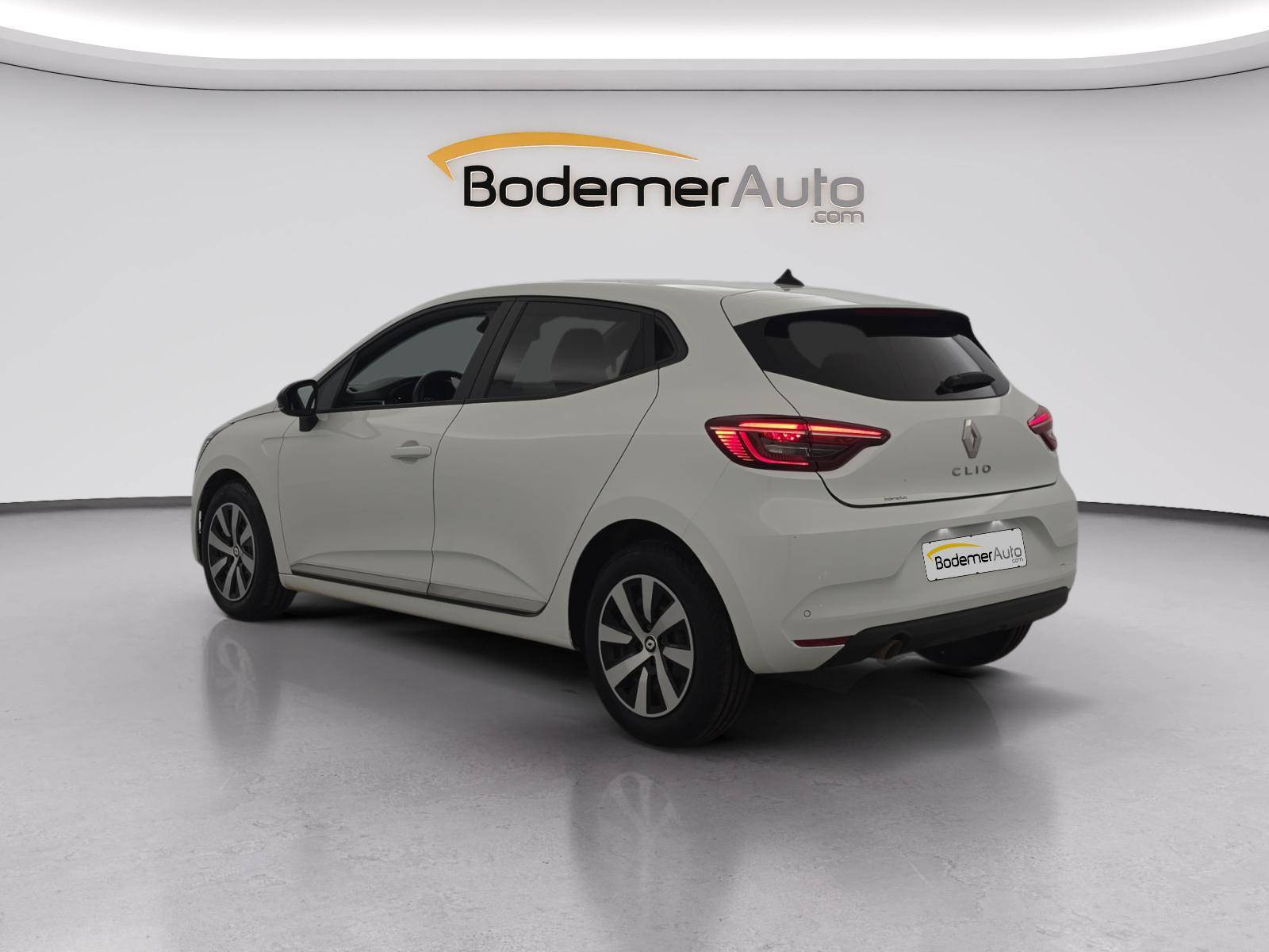 Vente en ligne Renault Clio 5 Clio TCe 90 au prix de 13 950 €