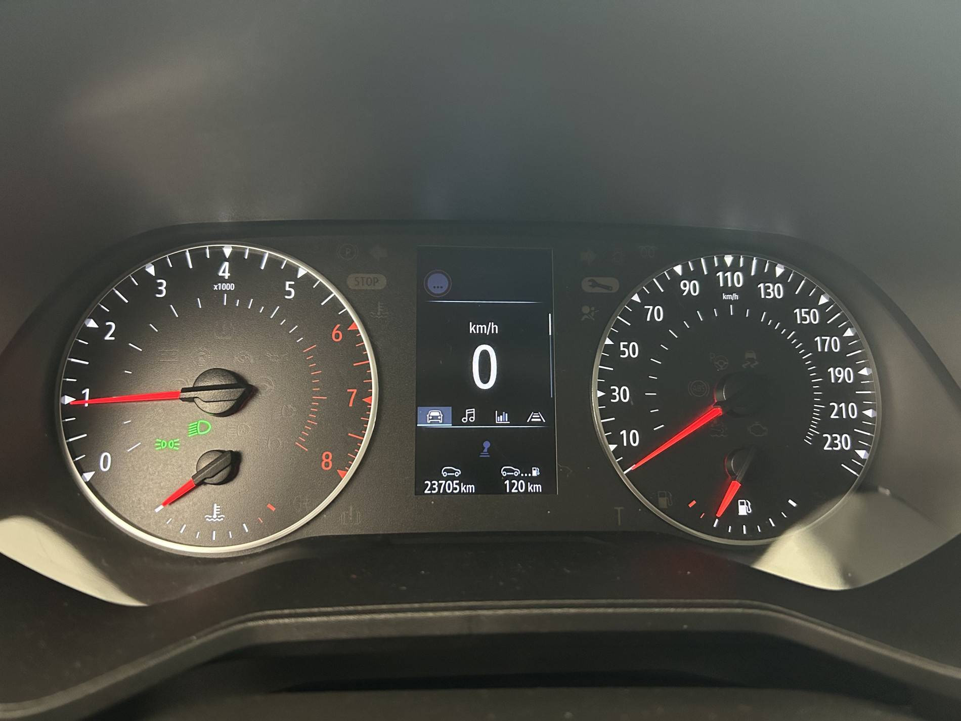 Vente en ligne Renault Clio 5 Clio TCe 90 au prix de 14 290 €