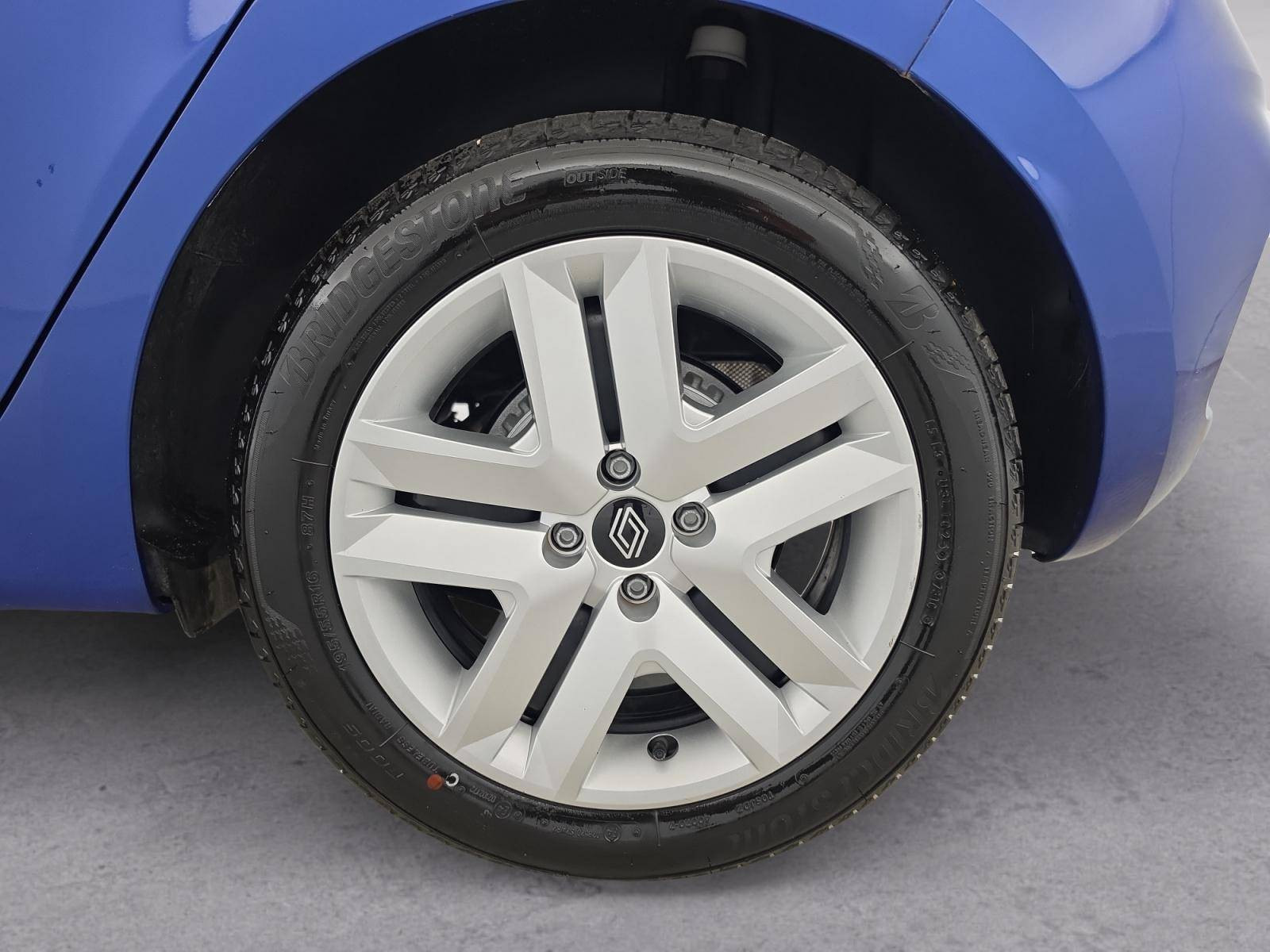 Vente en ligne Renault Clio 5 Clio Blue dCi 100 ch GSR2 au prix de 18 490 €
