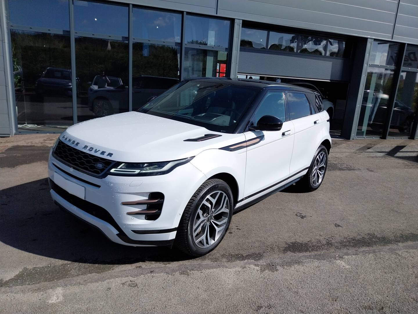 Land Rover Range Rover Evoque  D180 AWD BVA9 occasion de 2019 en vente à Angers