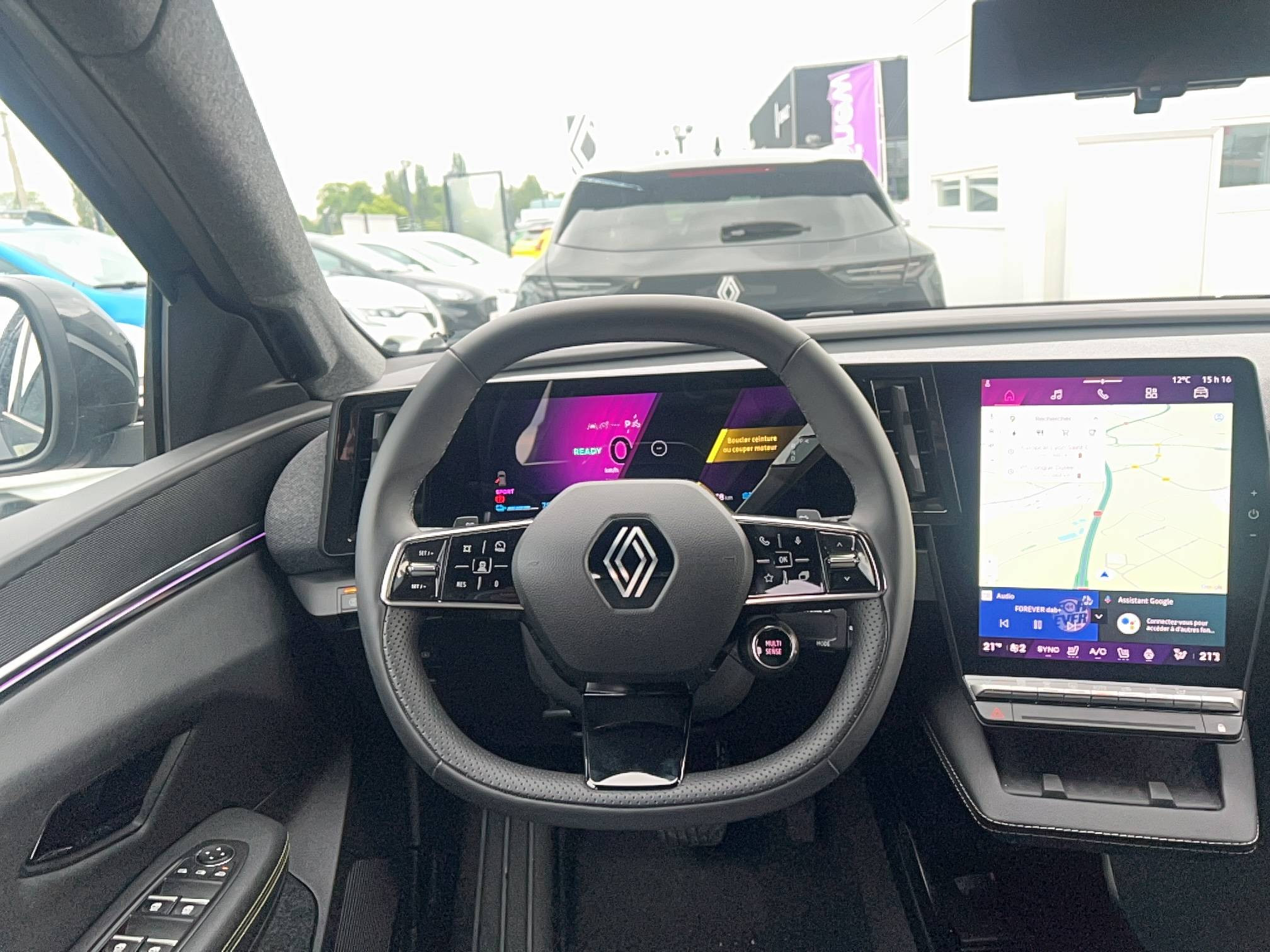 Vente en ligne Renault Scenic E-Tech Scenic E-Tech électrique 220 ch grande autonomie au prix de 37 749 €