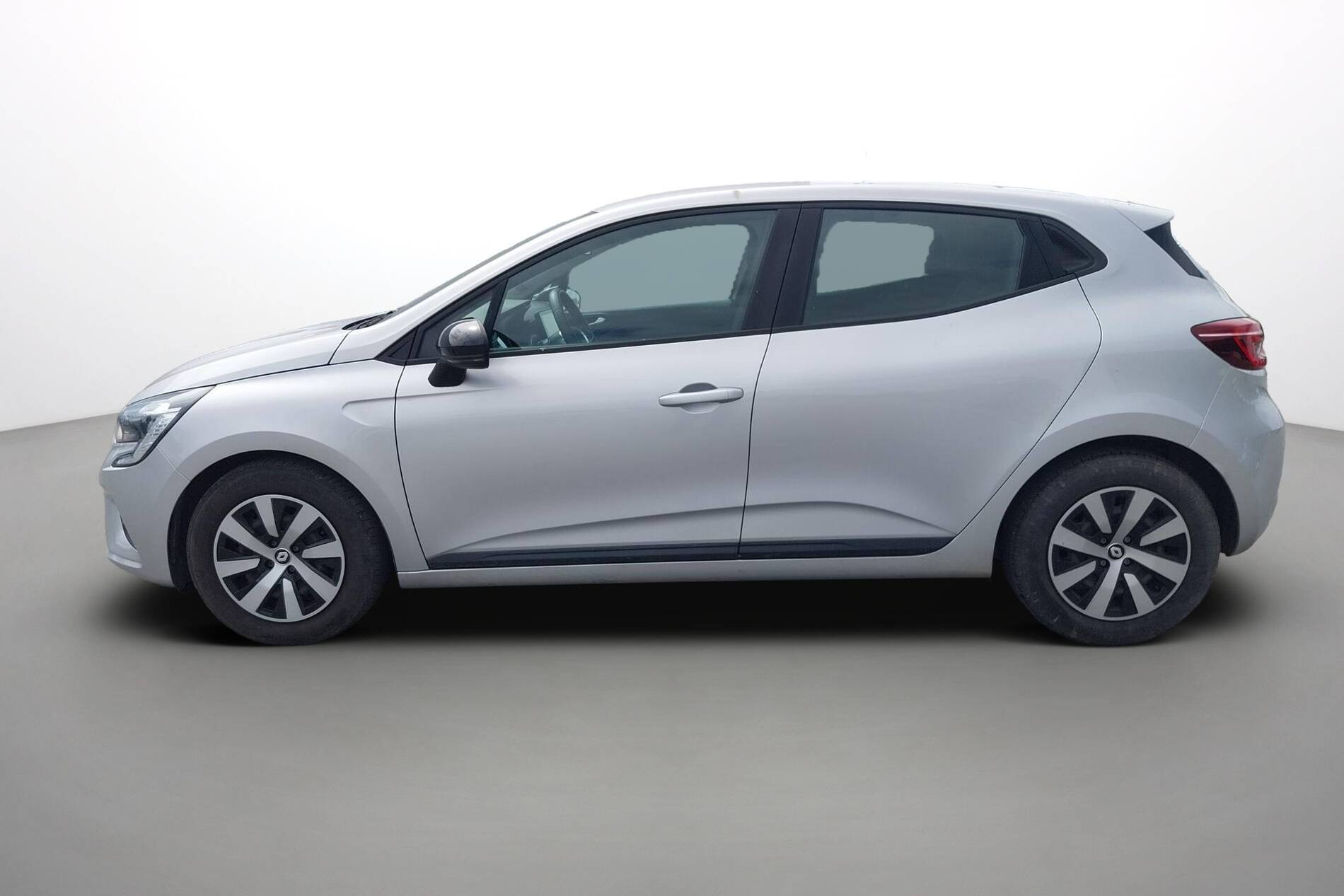 Vente en ligne Renault Clio 5 Clio TCe 90 au prix de 14 490 €