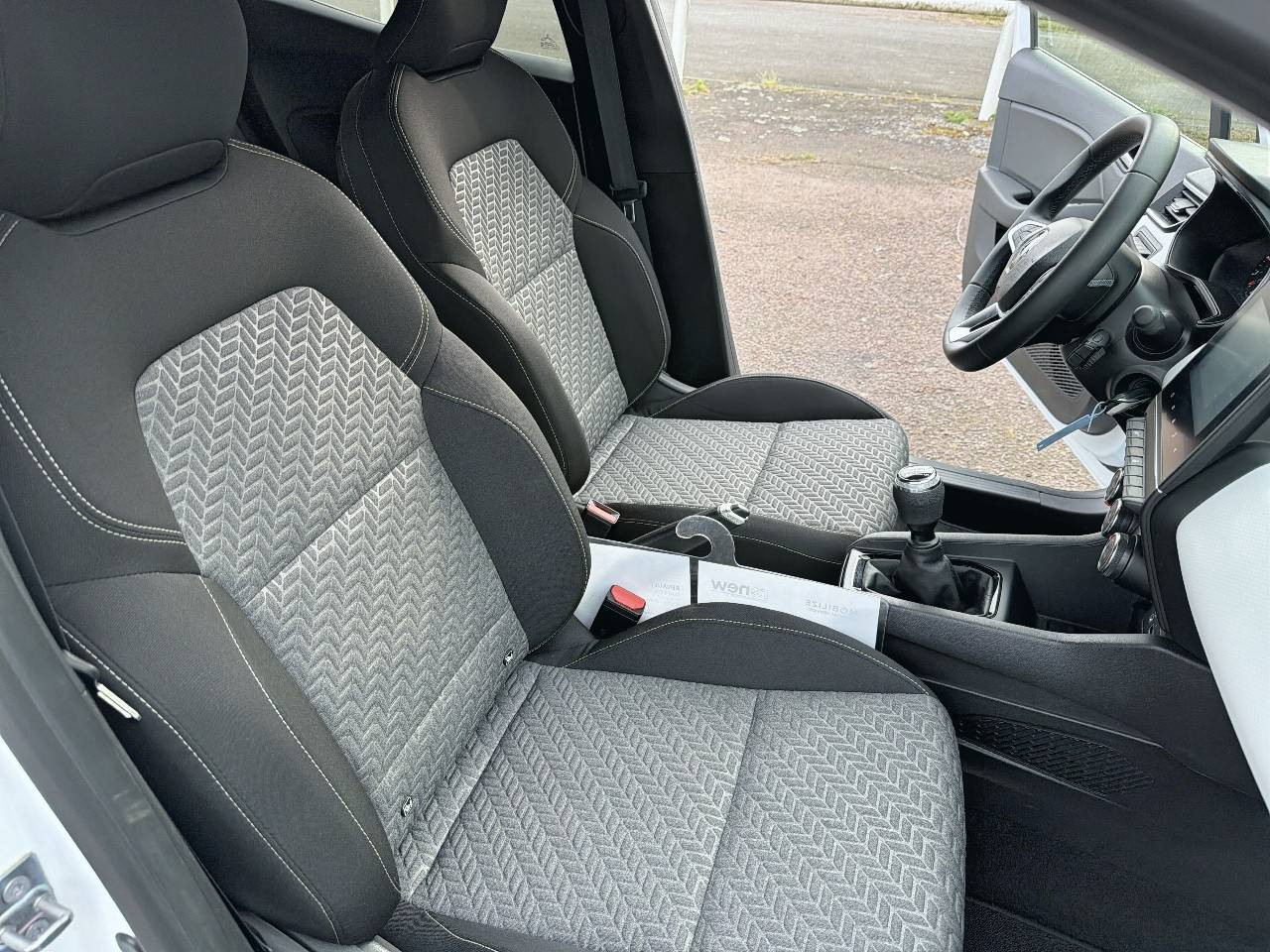 Vente en ligne Renault Clio 5 Clio SCe 65 au prix de 13 490 €