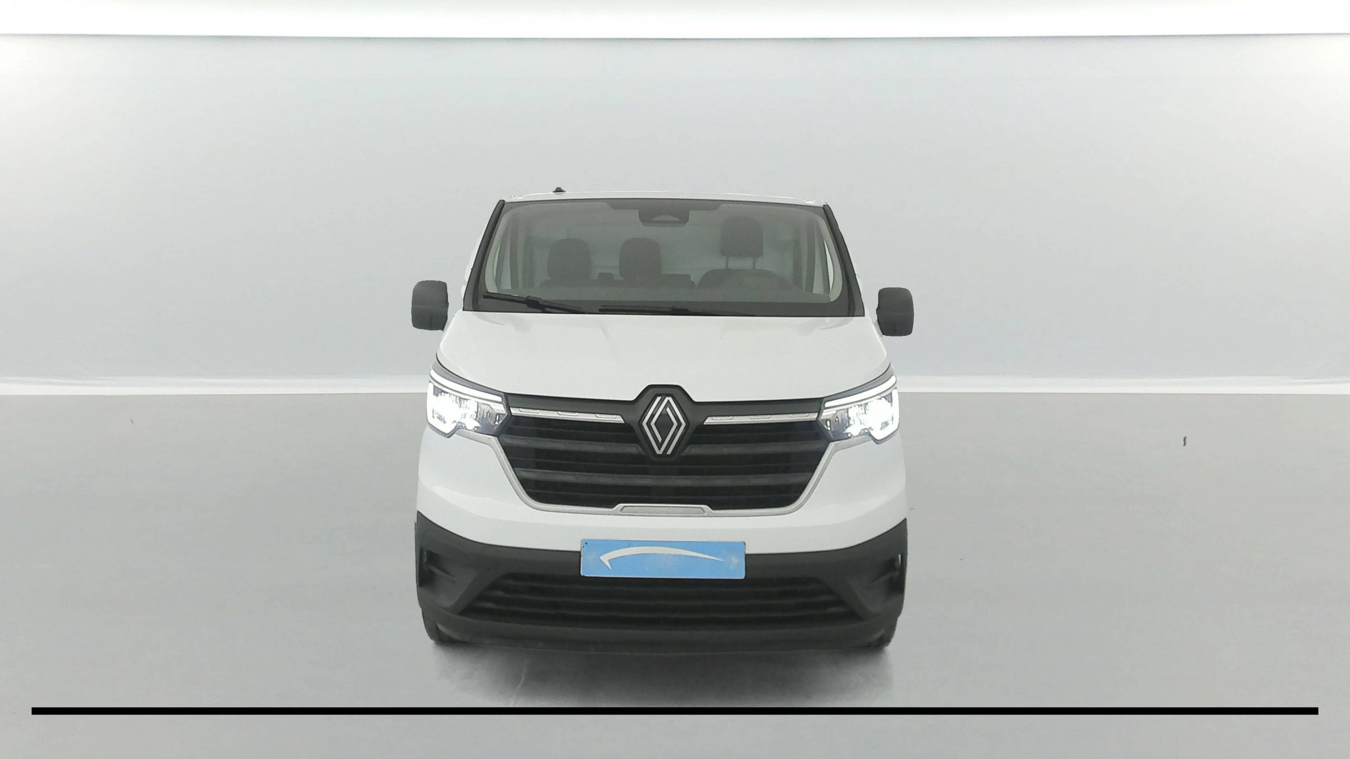 Vente en ligne Renault Trafic 3 Fourgon TRAFIC FG BLUE DCI 130 L1H1 3T GSR2 au prix de 22 990 €