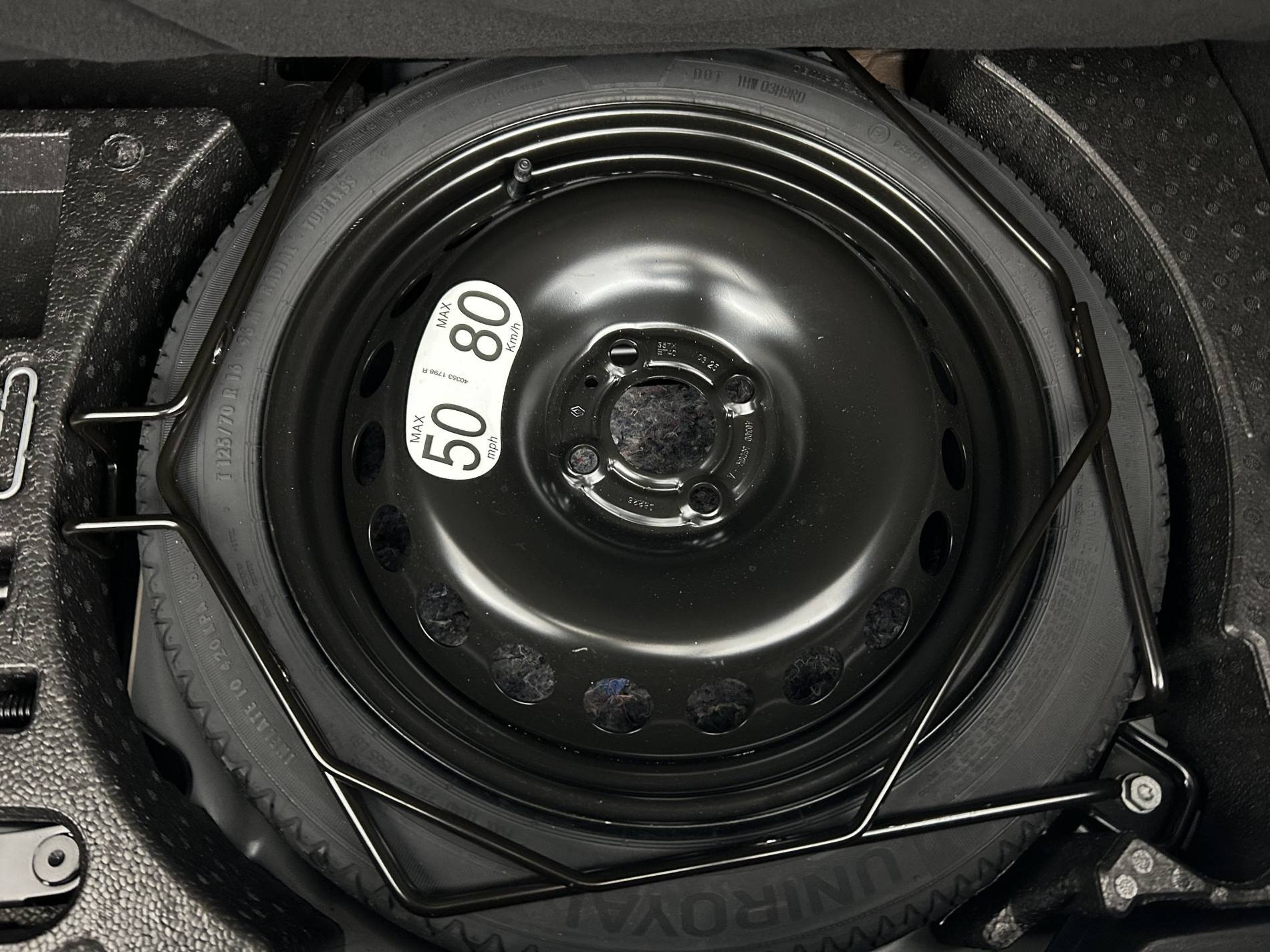 Vente en ligne Renault Clio 5 Clio E-Tech full hybrid 145 ch GSR2 au prix de 19 990 €