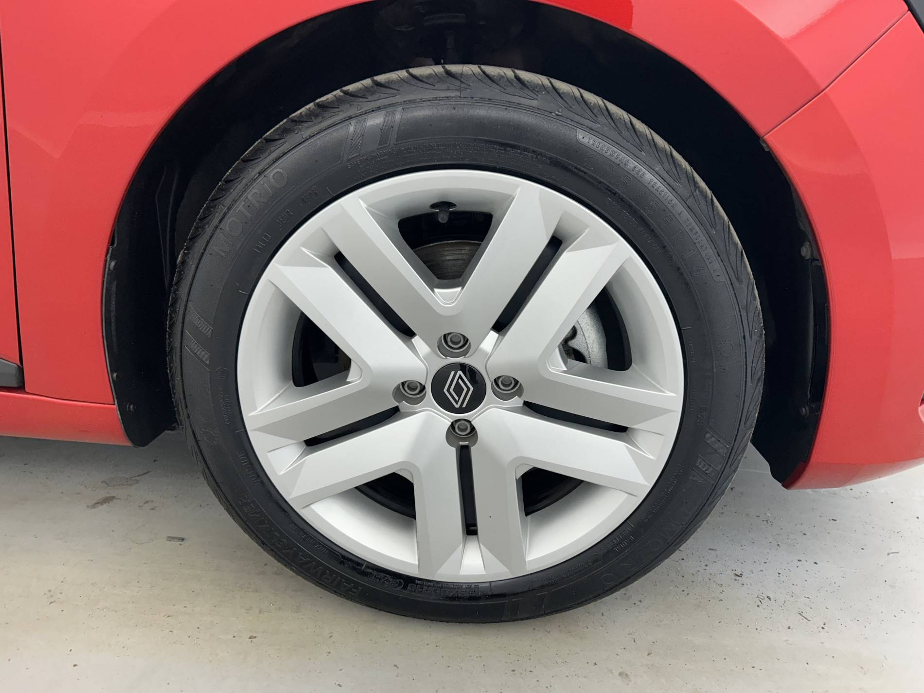 Vente en ligne Renault Clio 5 Clio E-Tech full hybrid 145 ch GSR2 au prix de 20 000 €