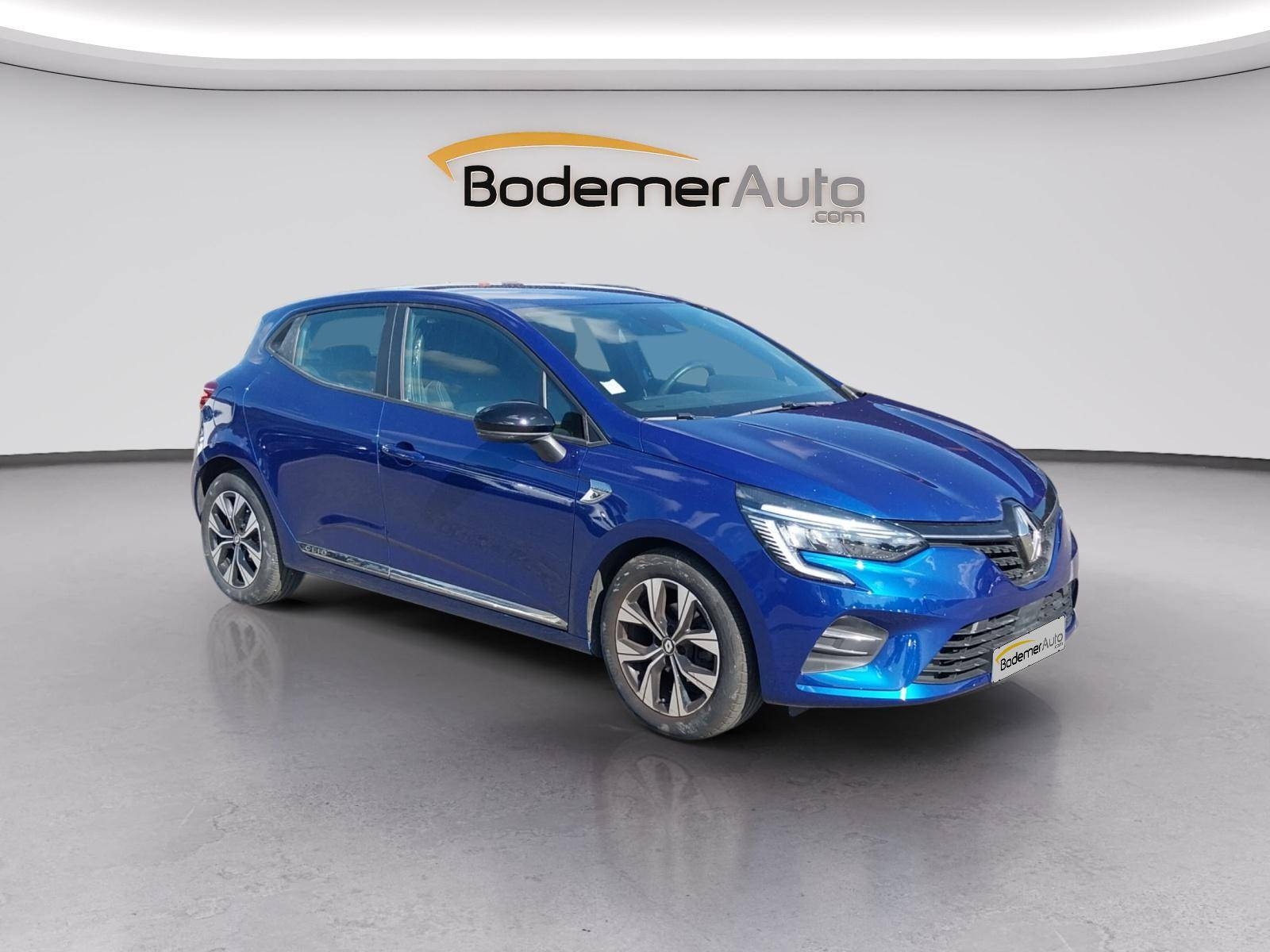 Vente en ligne Renault Clio 5 Clio TCe 90 - 21N au prix de 14 490 €